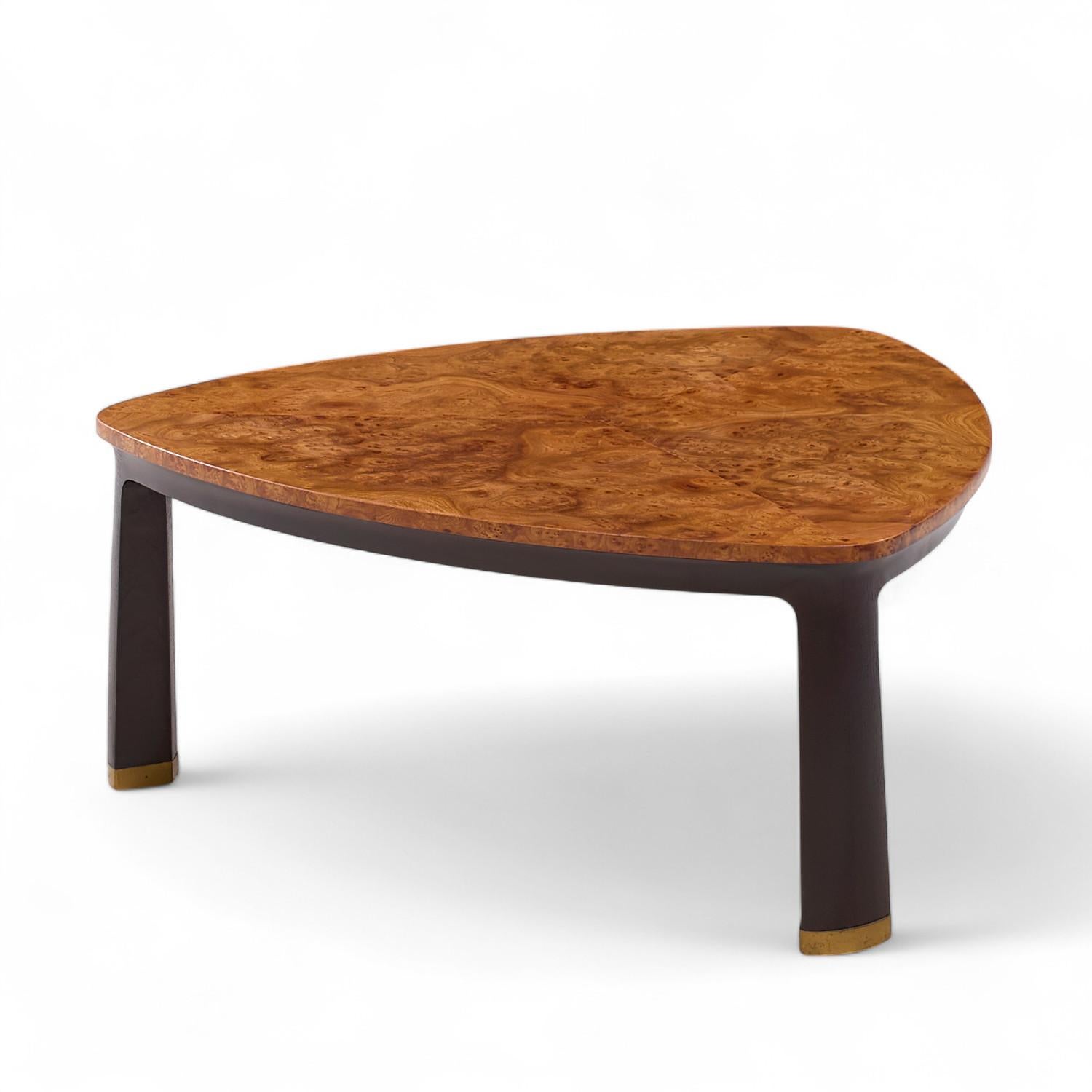 Edward Wormley for Dunbar Mid Century Carpathian Elm Burlwood Coffee Table In Good Condition For Sale In Countryside, IL