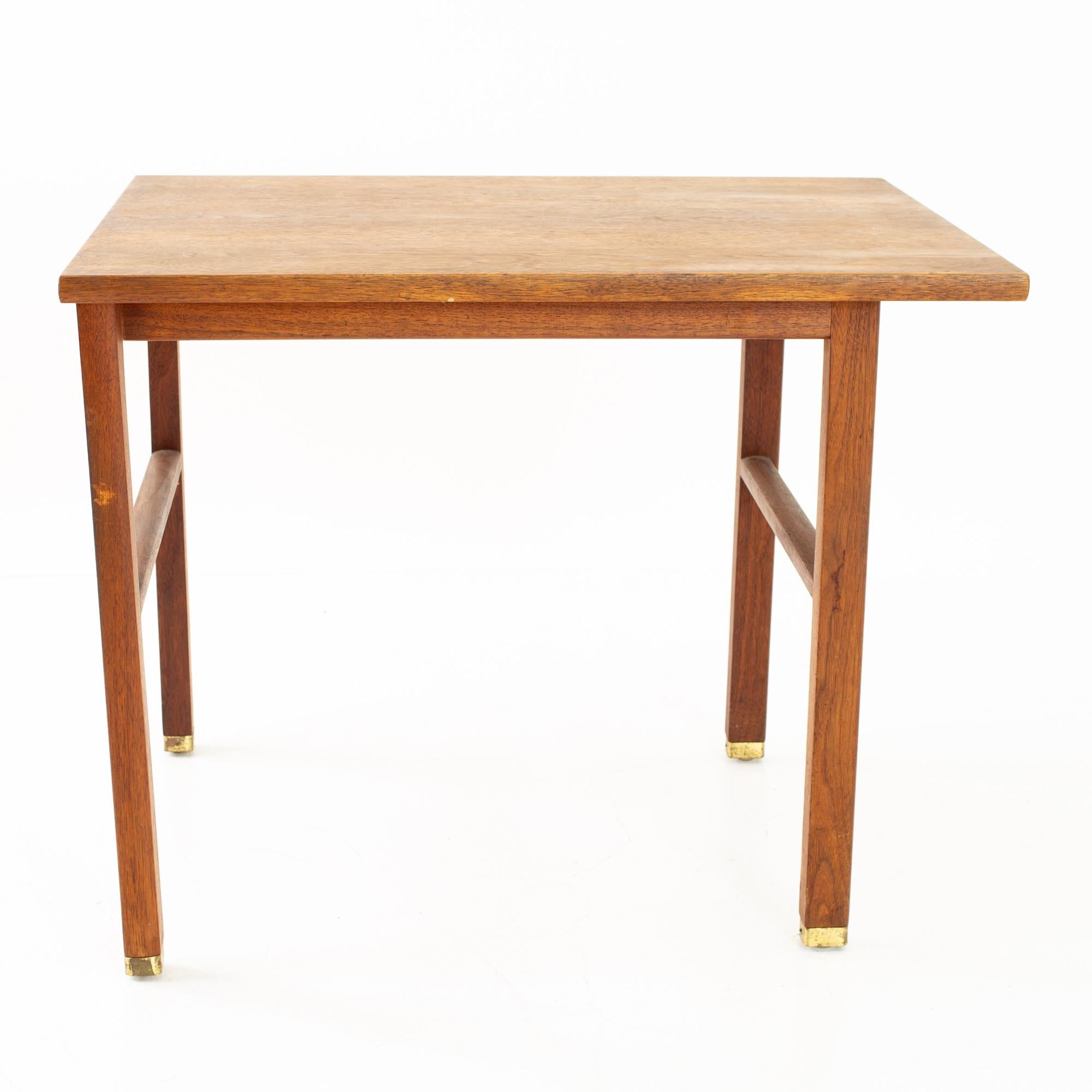 Edward Wormley for Dunbar Mid Century Mahogany and Brass Side End Table For Sale 3