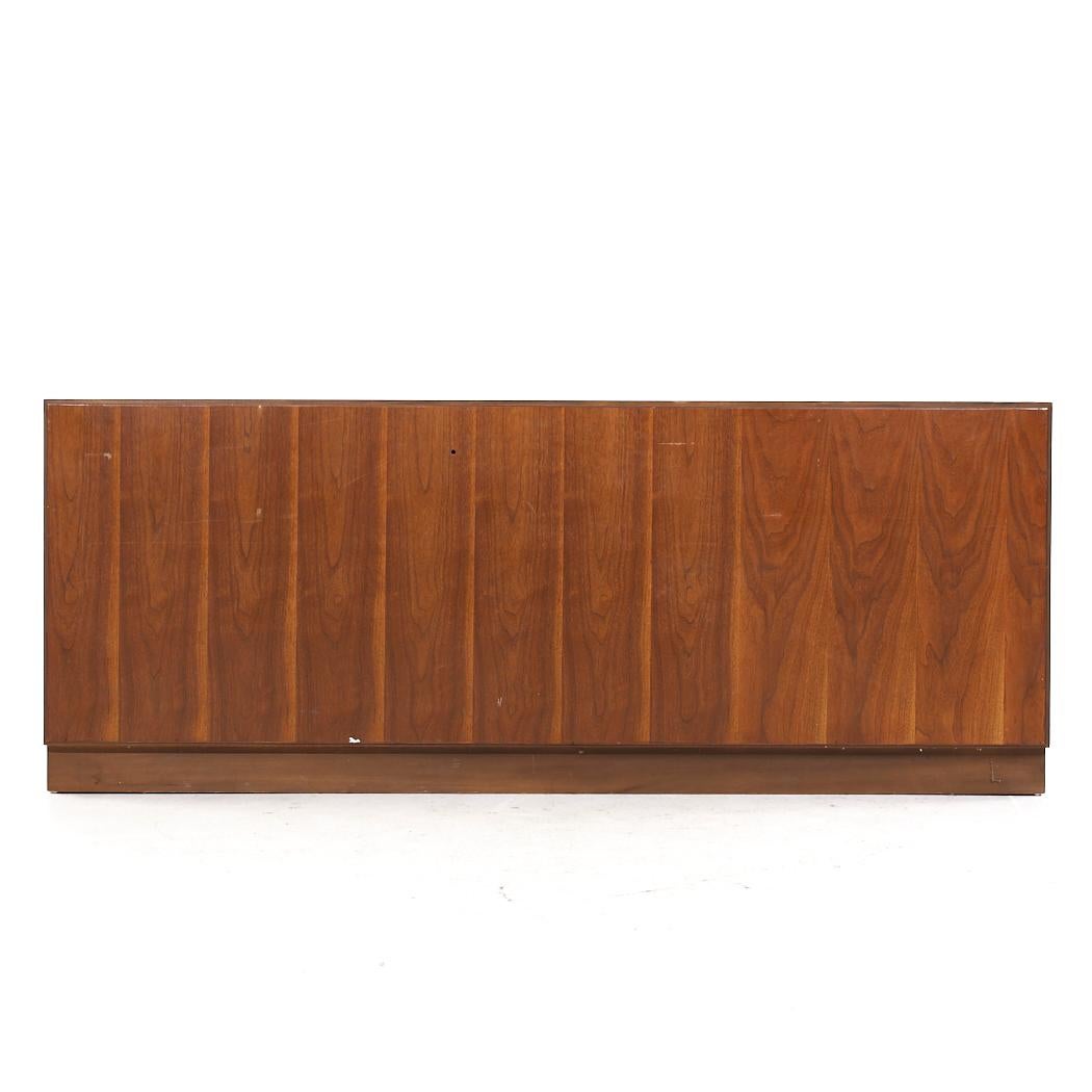 Edward Wormley for Dunbar Mid Century Mahogany and Cane Credenza In Good Condition For Sale In Countryside, IL