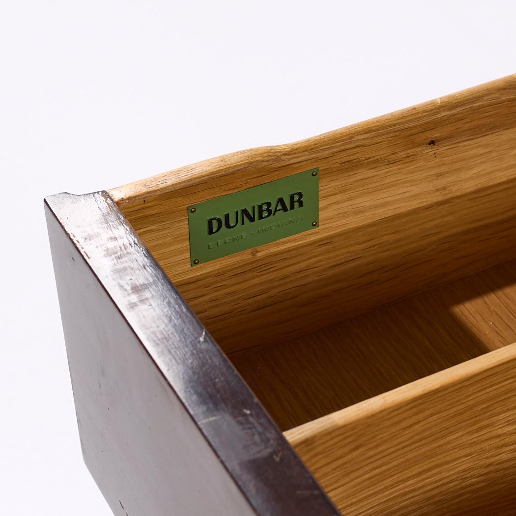 Edward Wormley per Dunbar - Credenza in mogano del metà del secolo scorso in vendita 6