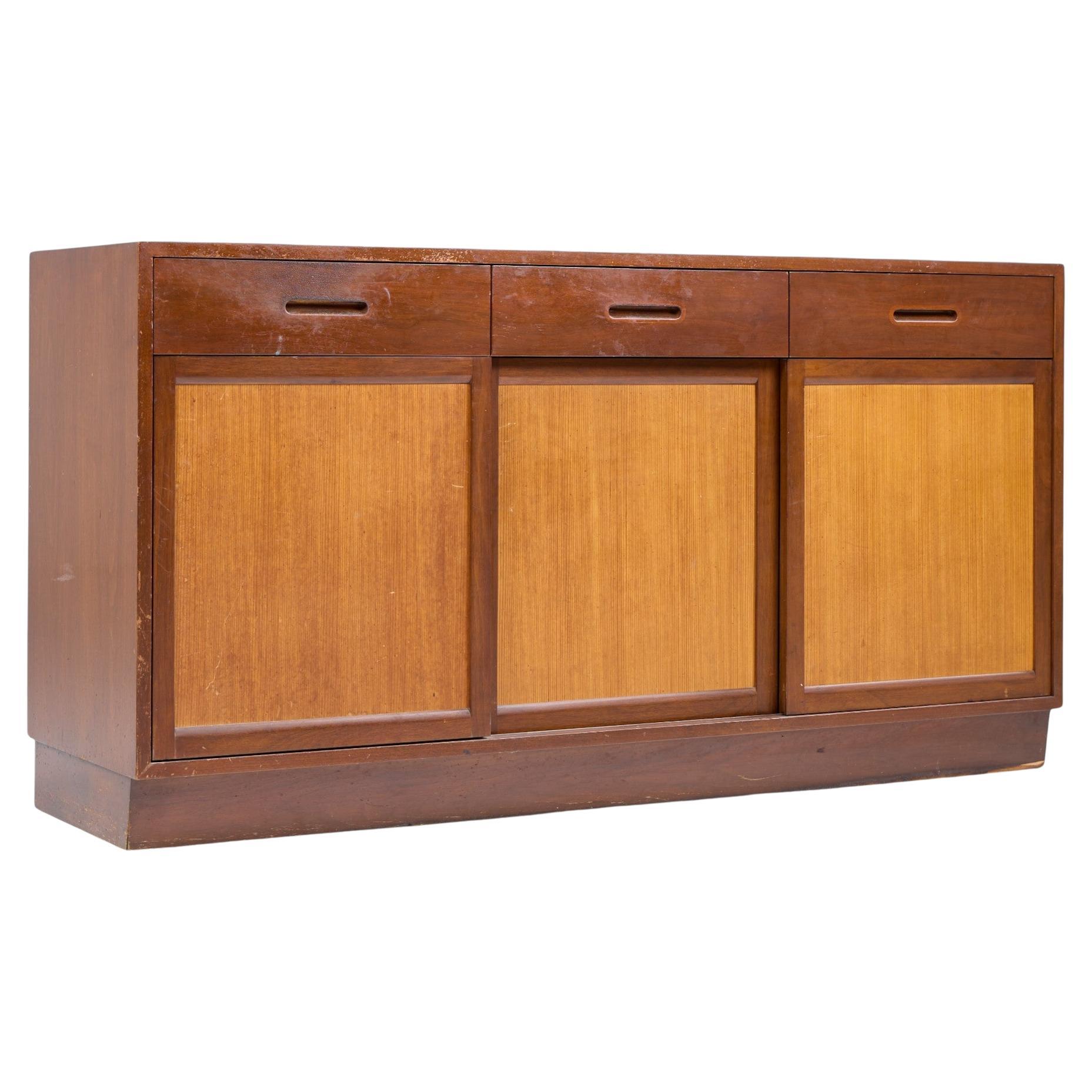 Credenza de caoba de mediados de siglo Edward Wormley para Dunbar en venta