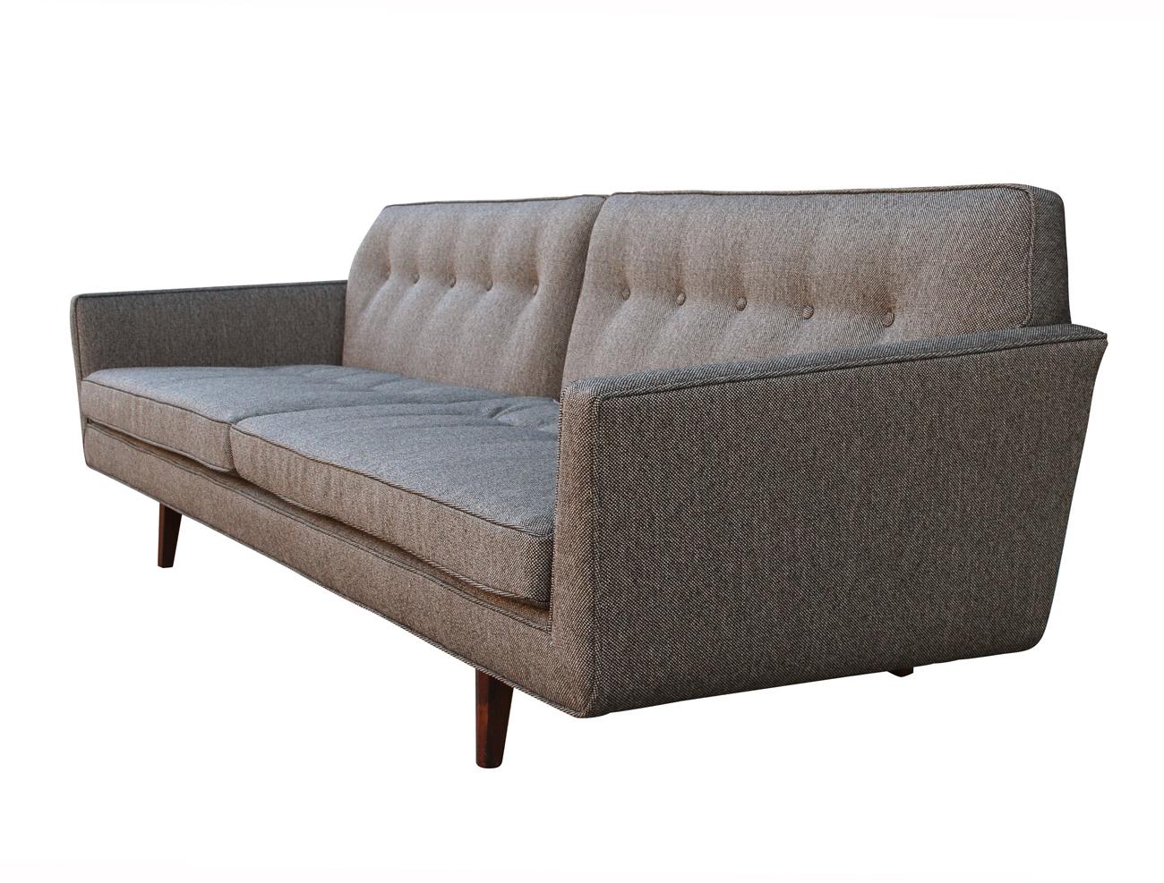 Edward Wormley for Dunbar Mid-Century Modern Gray Tweed Sofa with Walnut Legs In Excellent Condition In Philadelphia, PA