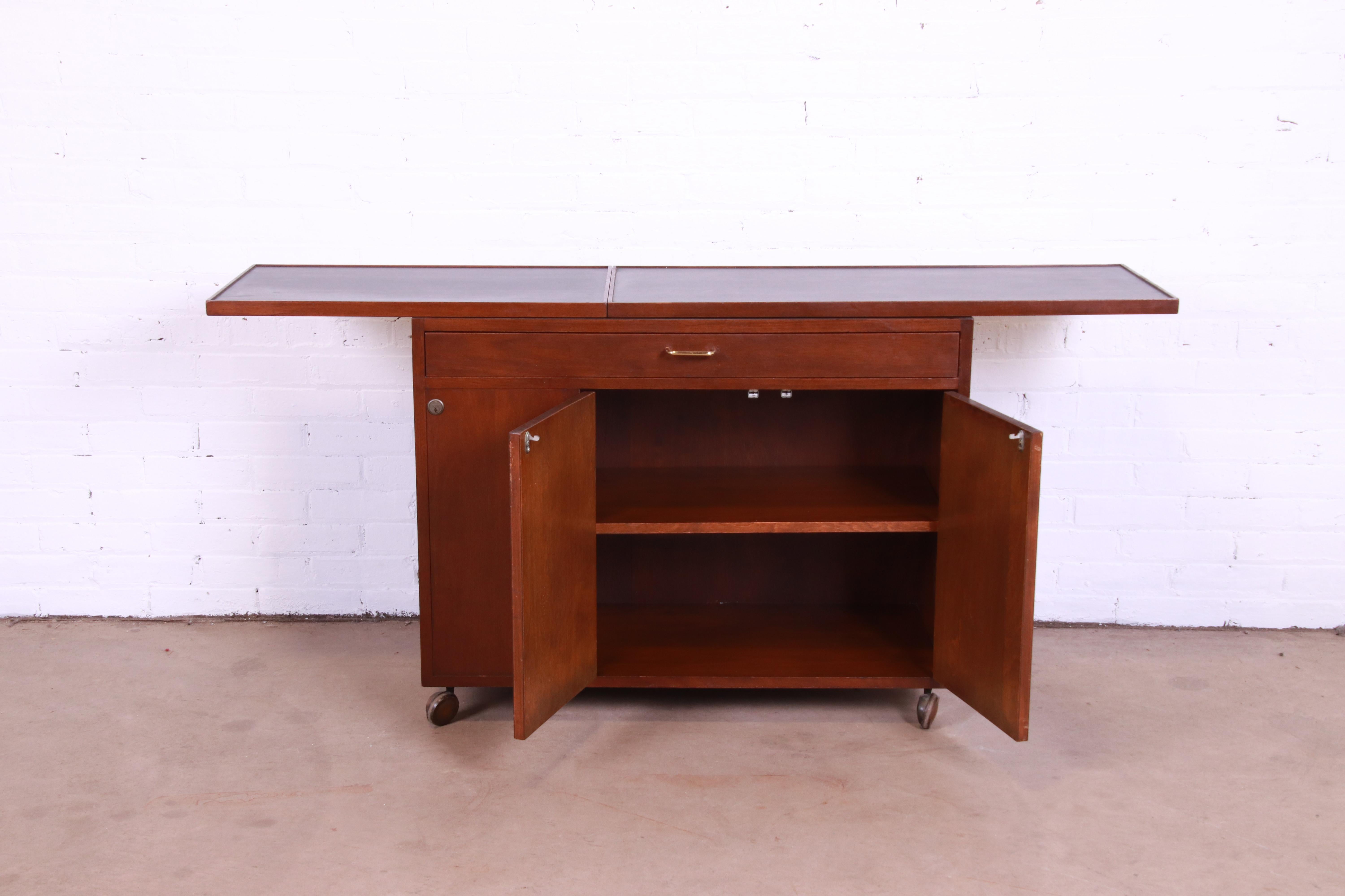 Mid-20th Century Edward Wormley for Dunbar Mid-Century Modern Walnut Bar Cart, 1950s