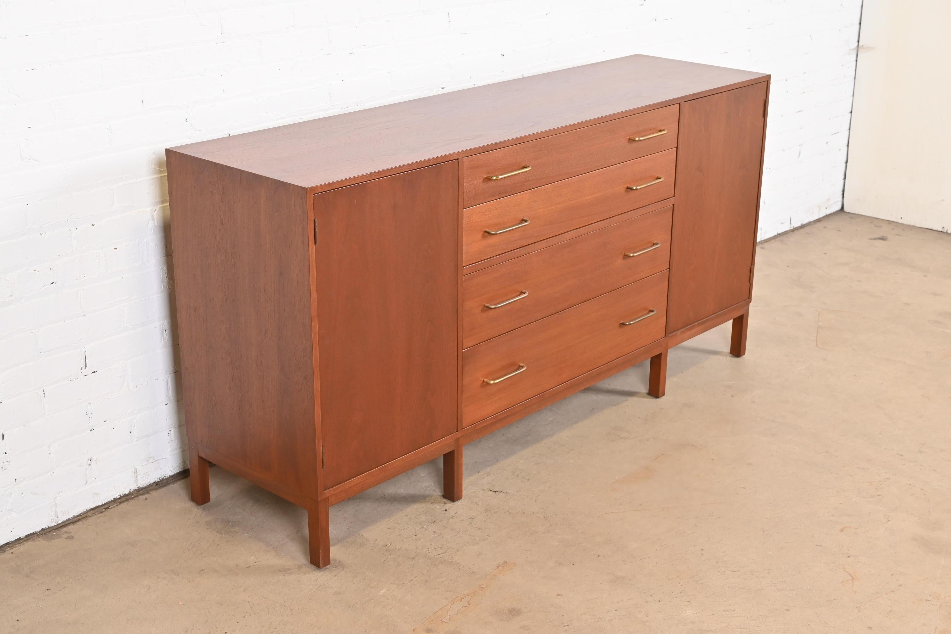 Mid-20th Century Edward Wormley for Dunbar Mid-Century Modern Walnut Sideboard Credenza