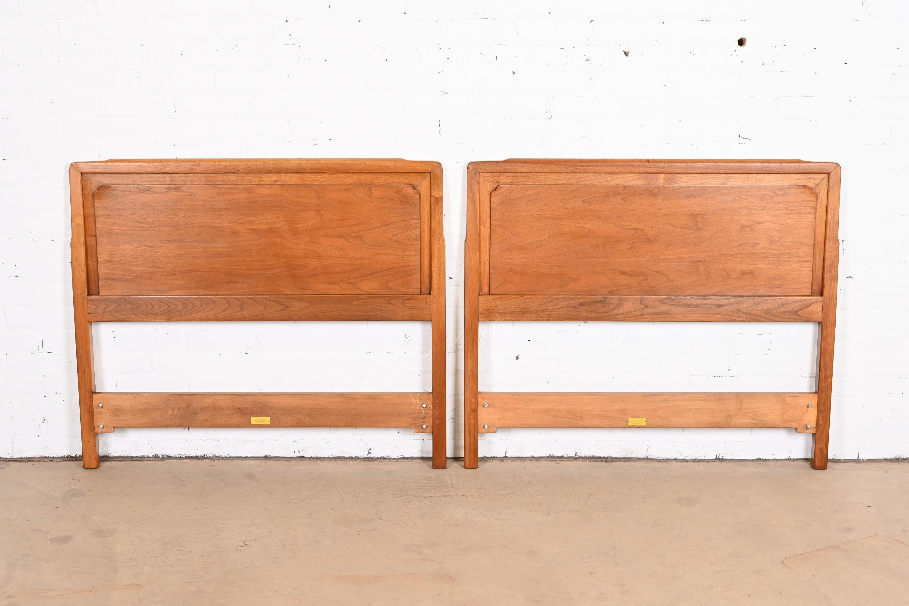 Edward Wormley for Dunbar Mid-Century Modern Walnut Twin Headboards, Pair In Good Condition For Sale In South Bend, IN