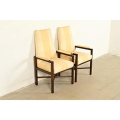 Poltrone con schienale alto e base a X in noce, in stile Mid-Century Modern, disegnate da Edward Wormley per Dunbar