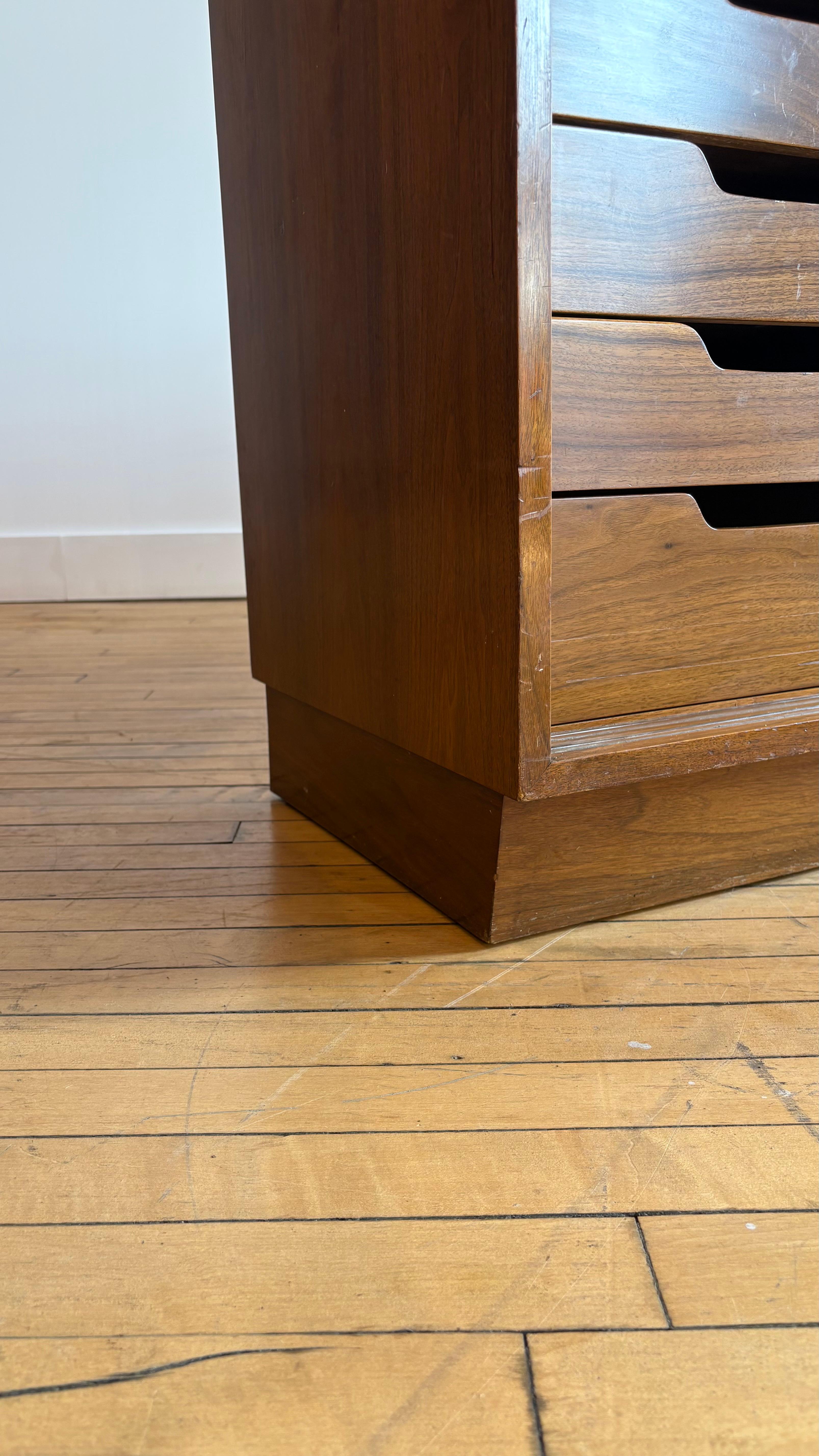 Credenza di metà secolo di Edward Wormley per Dunbar in vendita 3