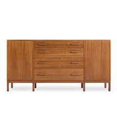 Edward Wormley per Dunbar Credenza in noce della metà del secolo scorso