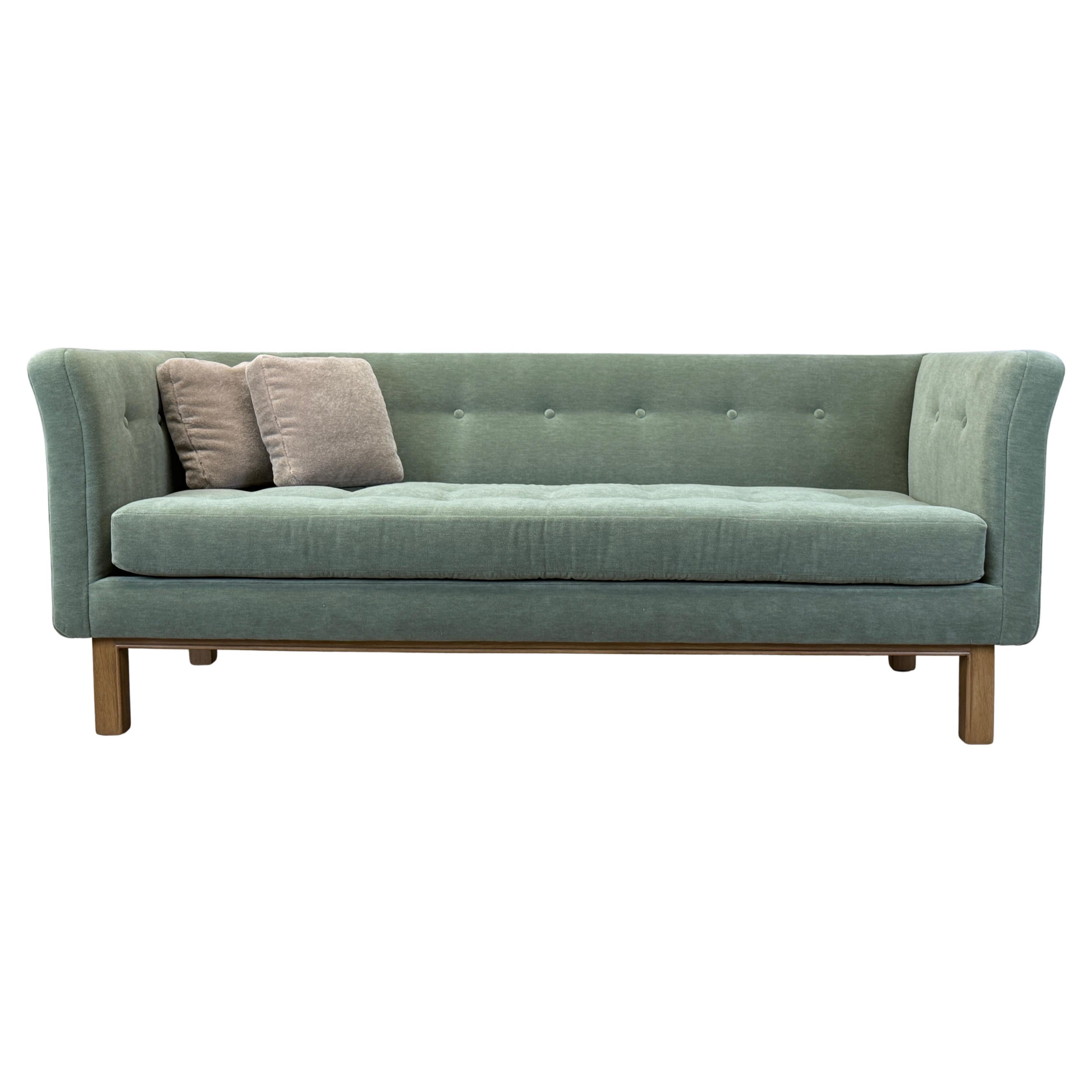 Edward Wormley for Dunbar model 4623 Sofa en vente
