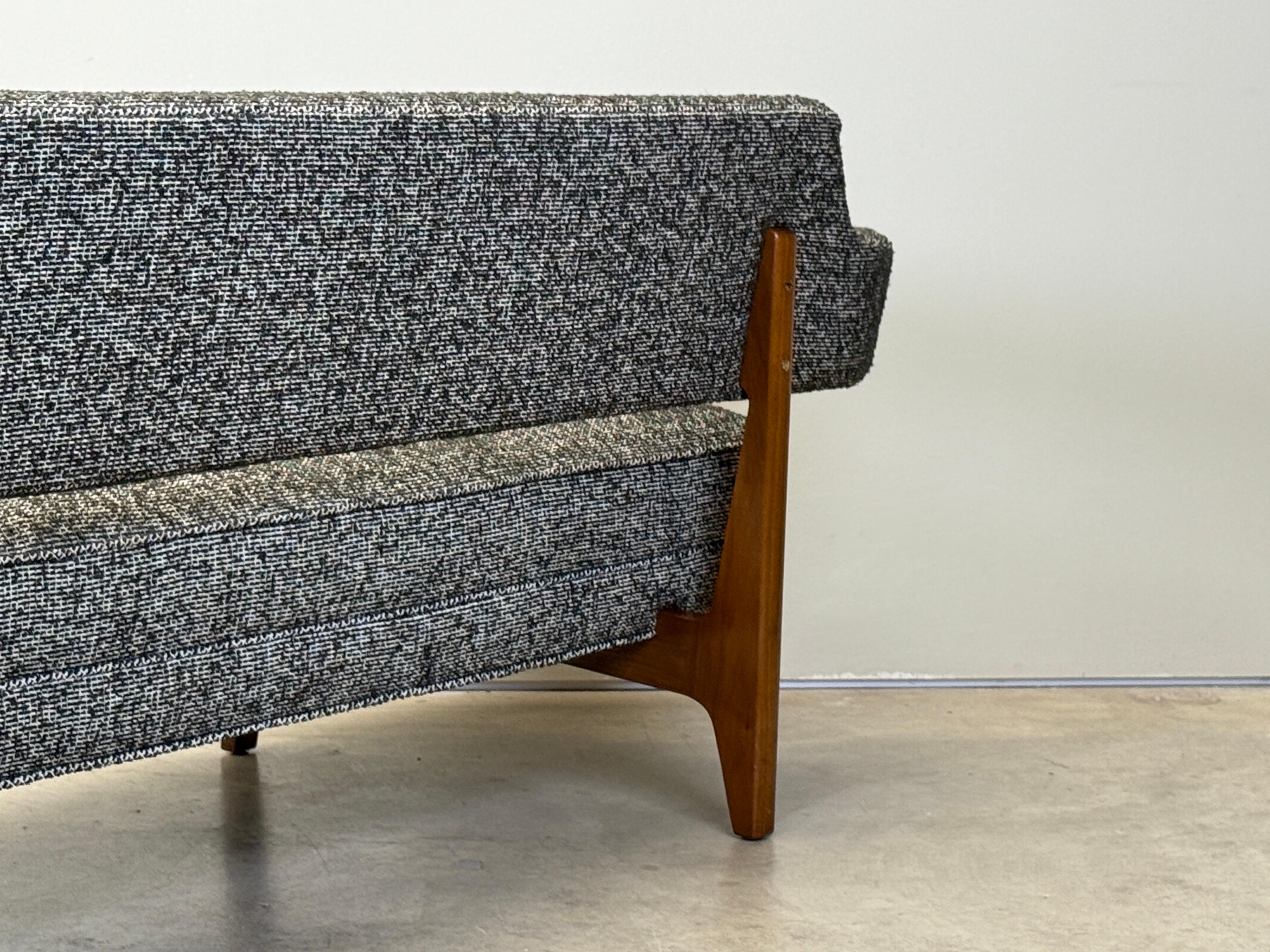 Edward Wormley for Dunbar Model 486 Bracket Back Sofa For Sale 7