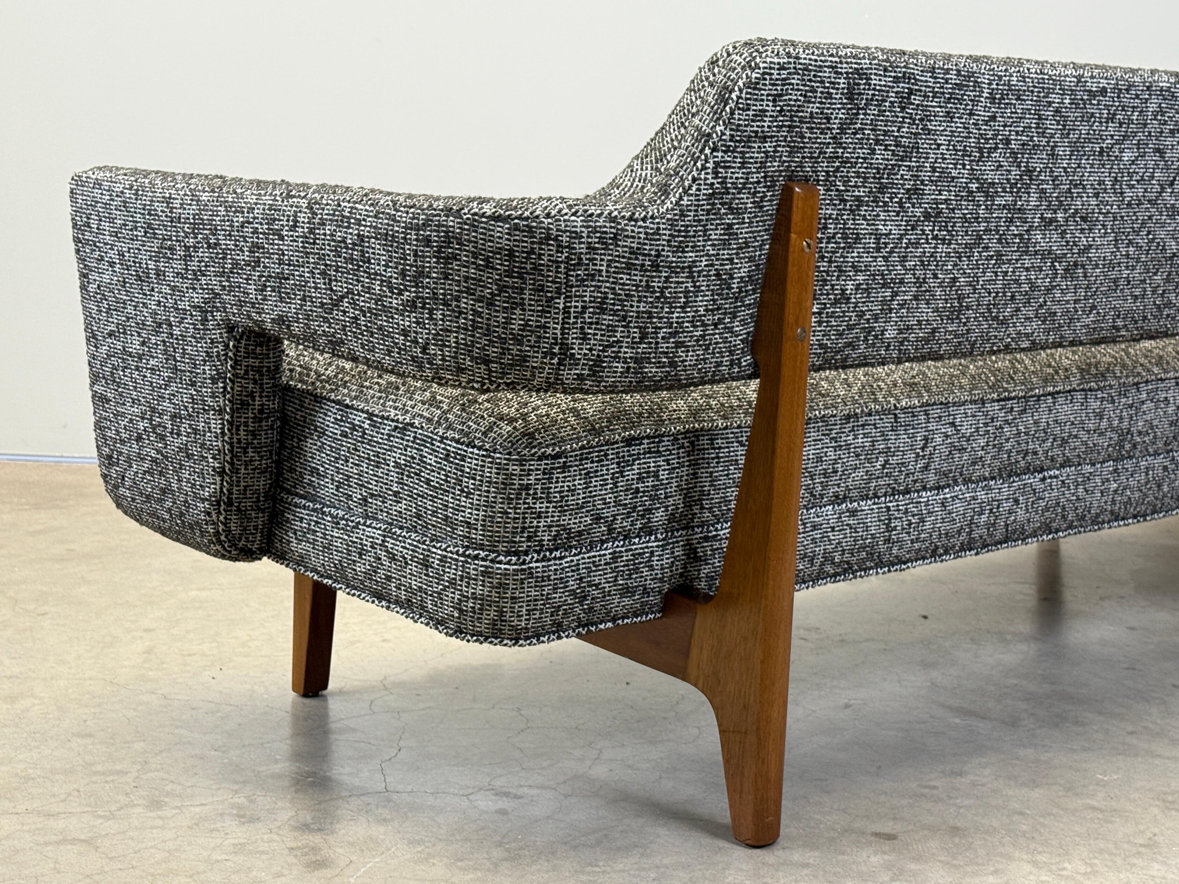 Edward Wormley for Dunbar Model 486 Bracket Back Sofa For Sale 10
