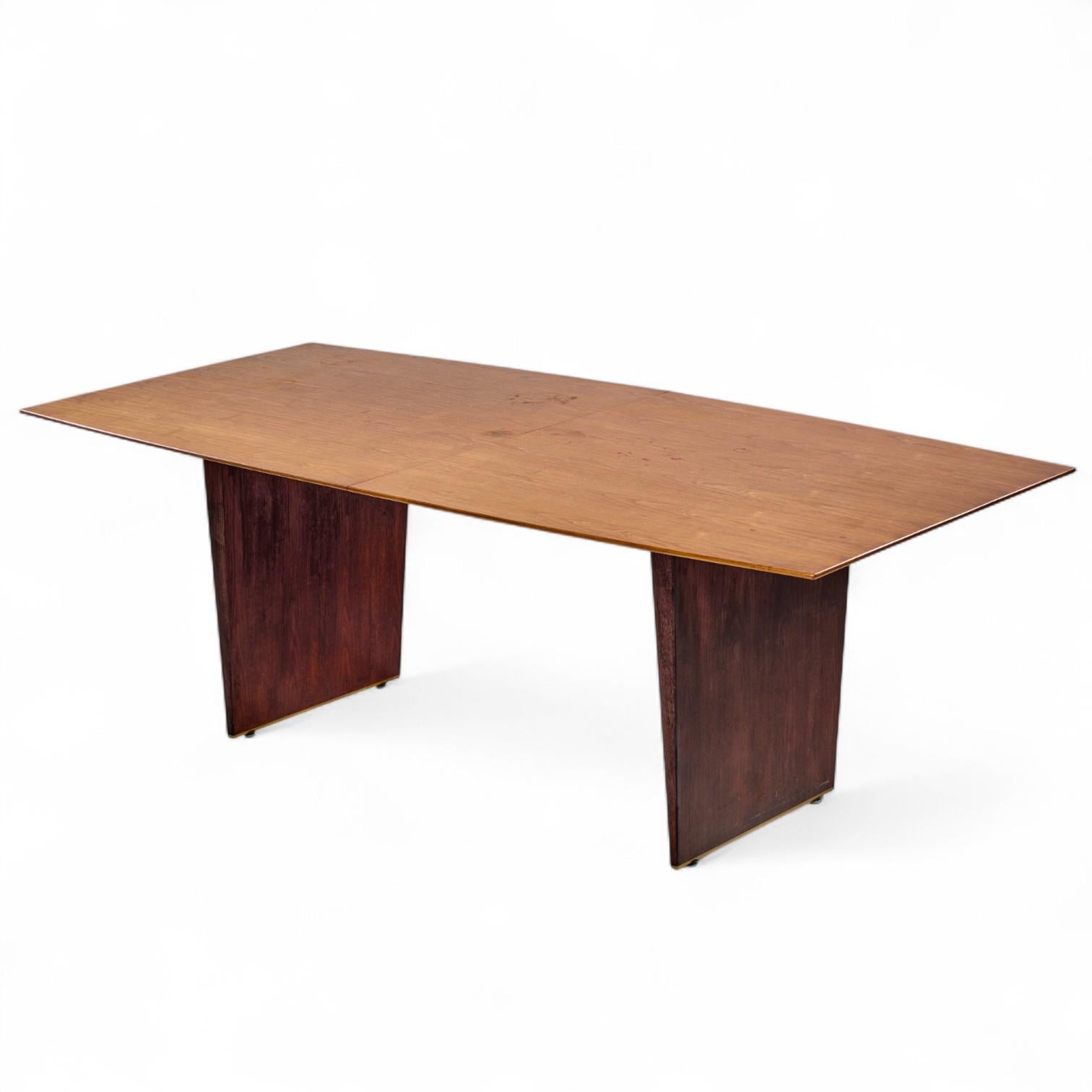 Edward Wormley per Dunbar Modello 5460 MCM TAWI Tavolo da pranzo in legno con 3 foglie in vendita 5