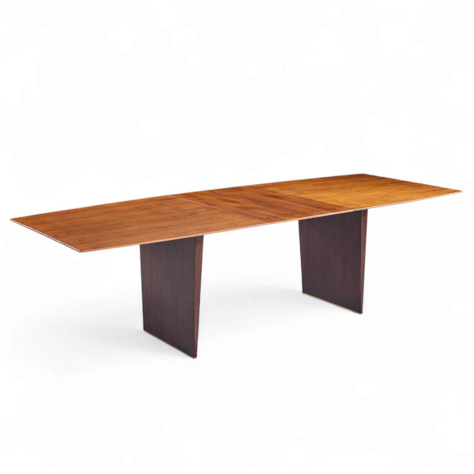 Edward Wormley for Dunbar Model 5460 MCM TAWI Wood Dining Table with 3 Leaves For Sale 6