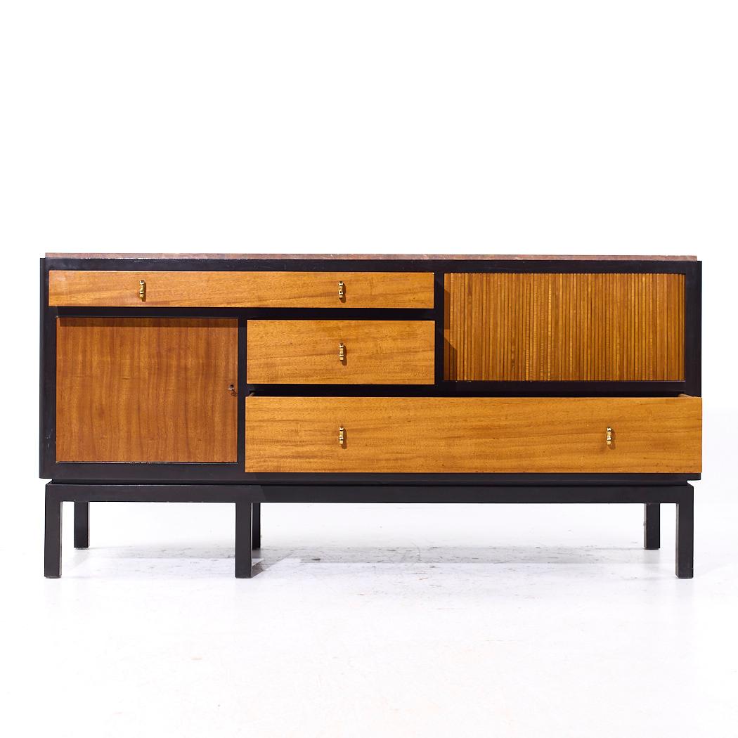 Edward Wormley pour Dunbar Modèle 5466 Crédence de porte à tambour du milieu du siècle dernier en vente 3