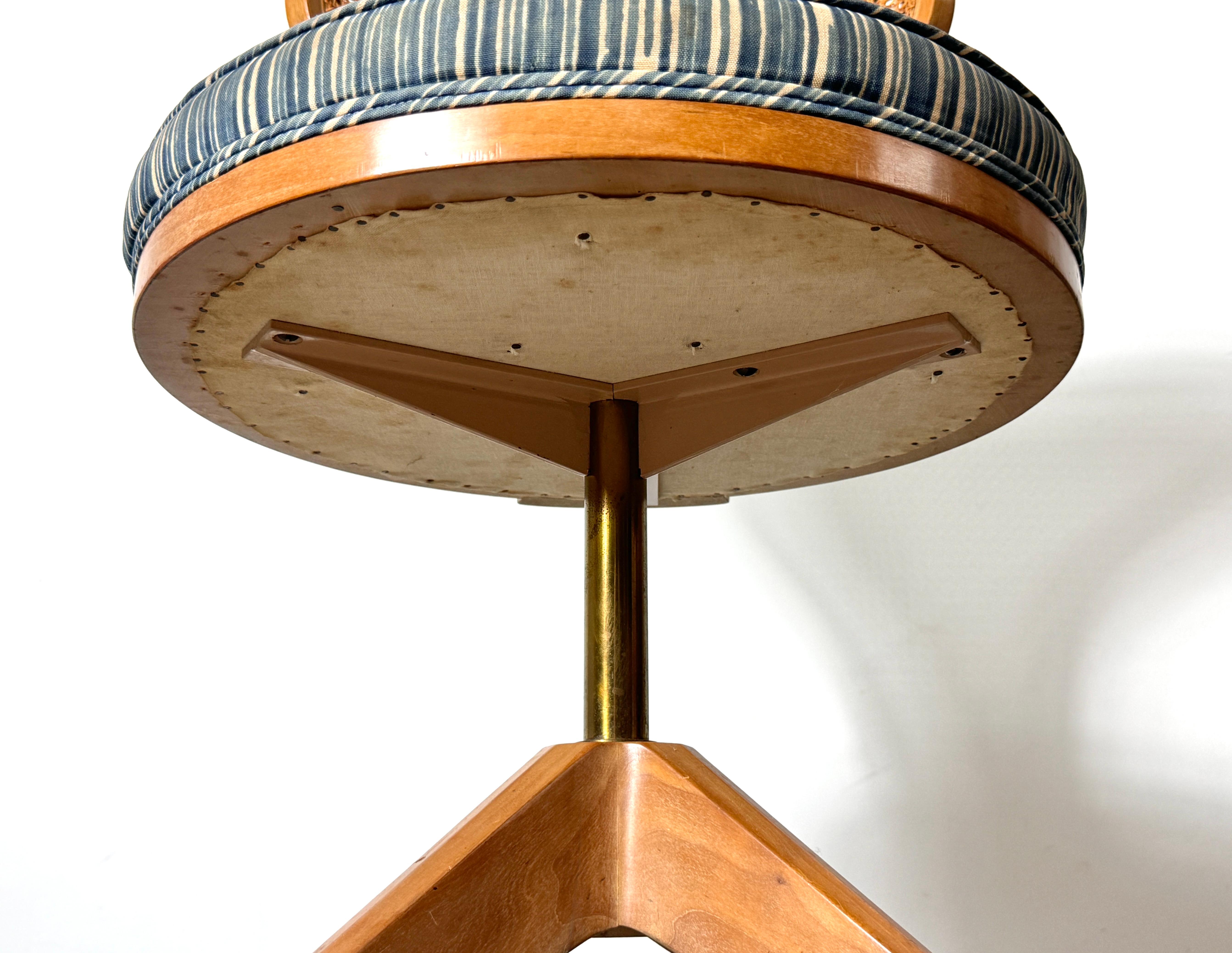 Chaise pivotante Edward Wormley pour Dunbar modèle 5522 en vente 4