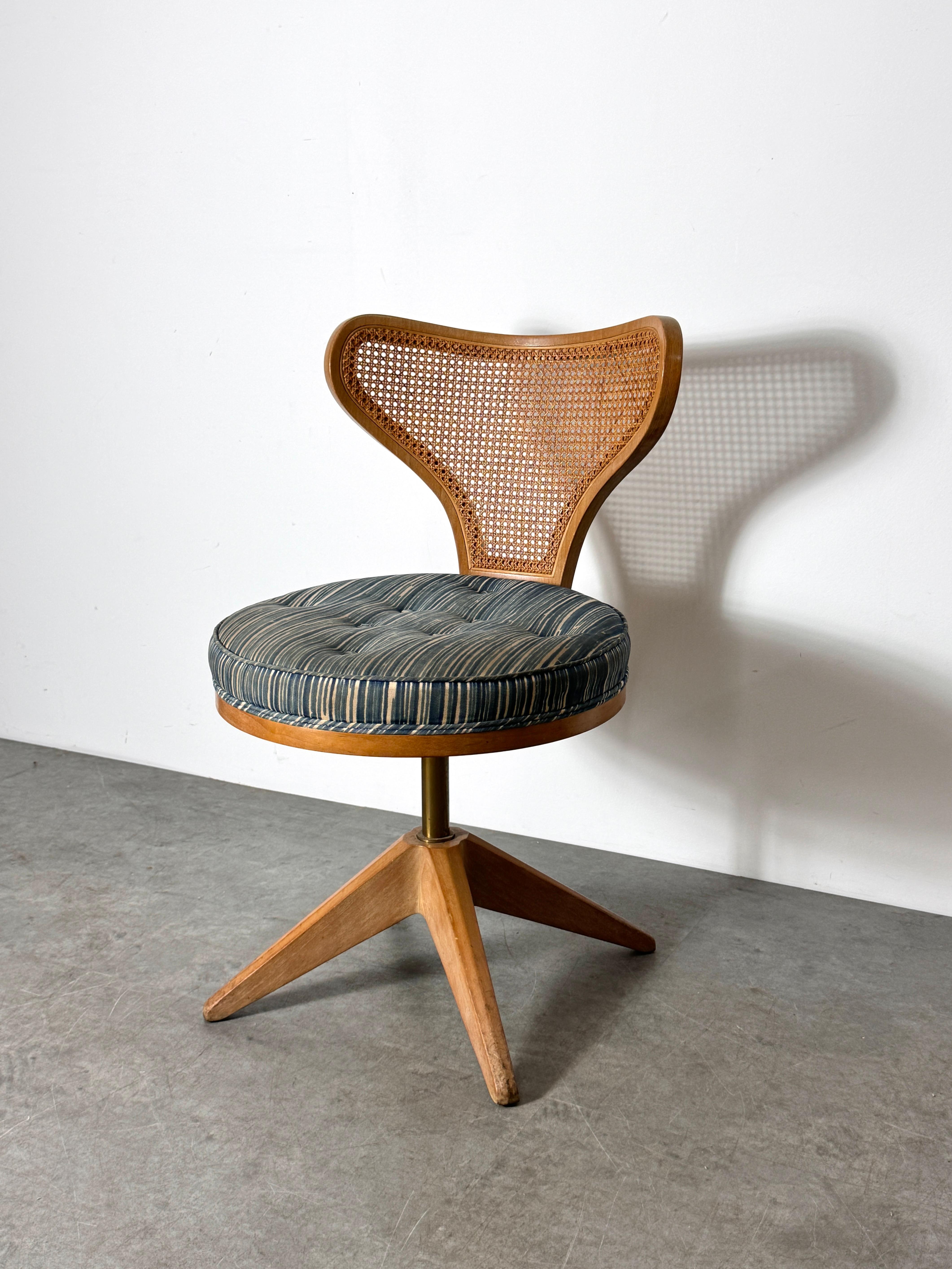 Mid-Century Modern Chaise pivotante Edward Wormley pour Dunbar modèle 5522 en vente