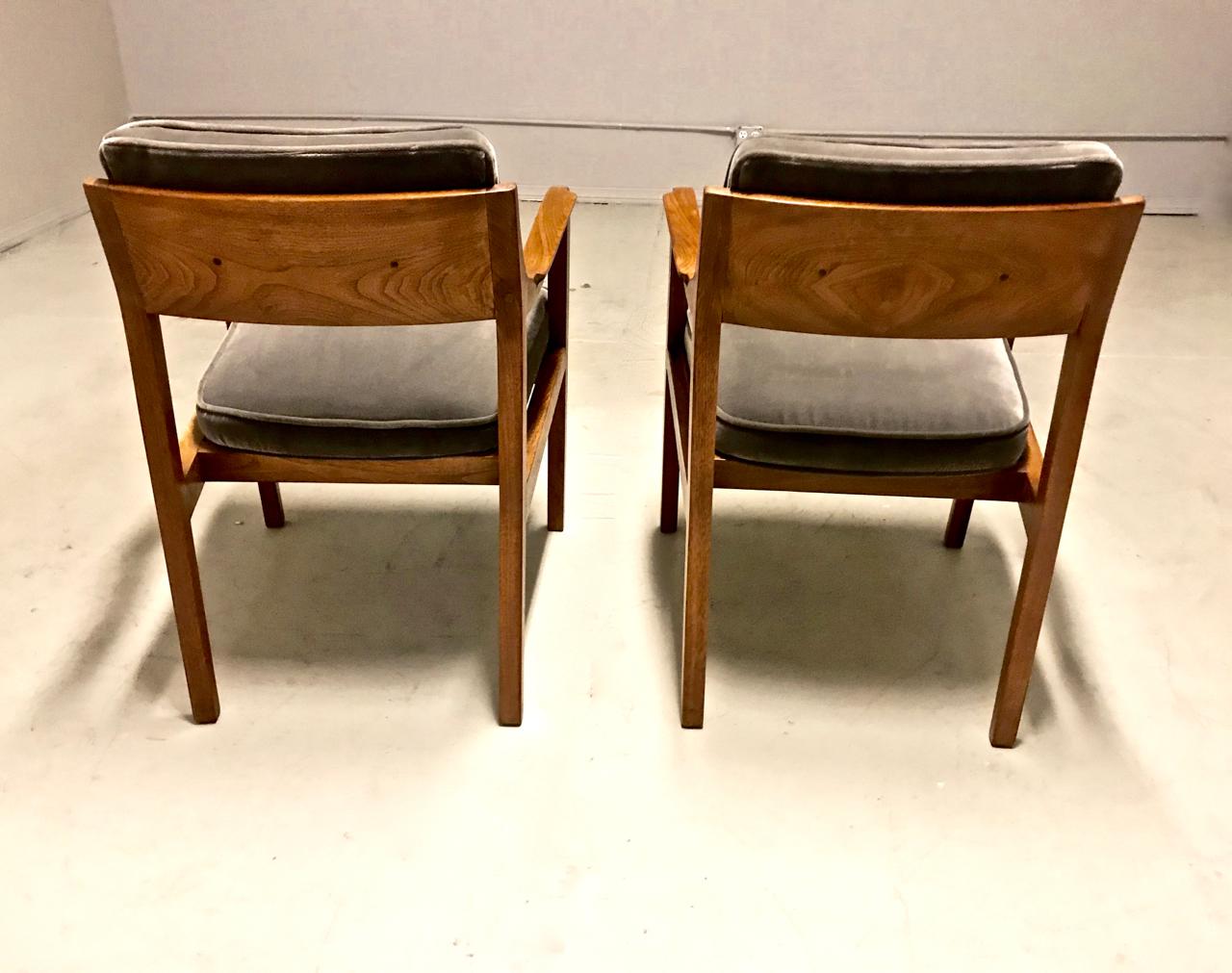 20th Century Pair Edward Wormley for Dunbar Model 830 Lounge Chairs, 