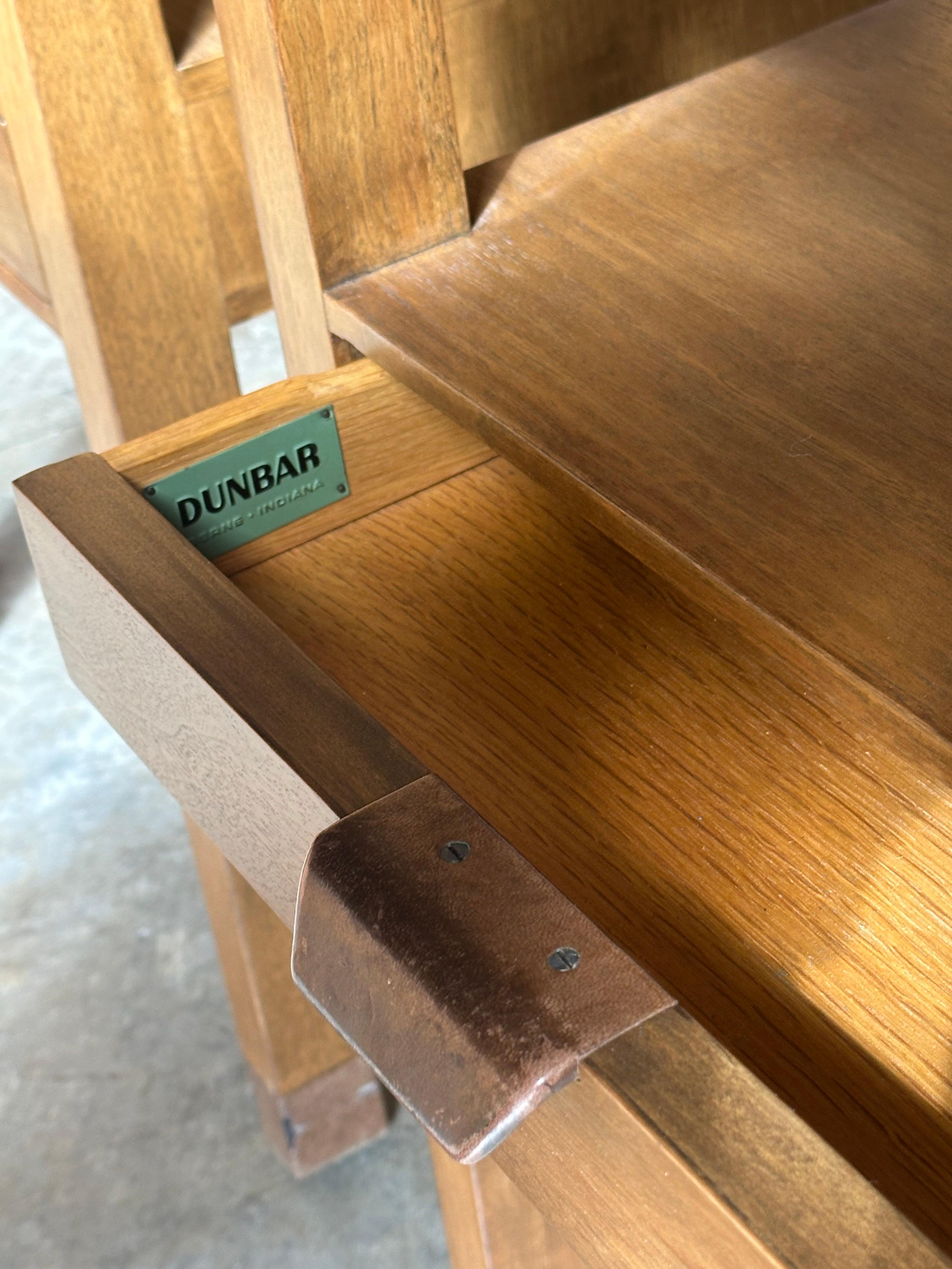 Edward Wormley for Dunbar Nightstands, Walnut and Leather en vente 2