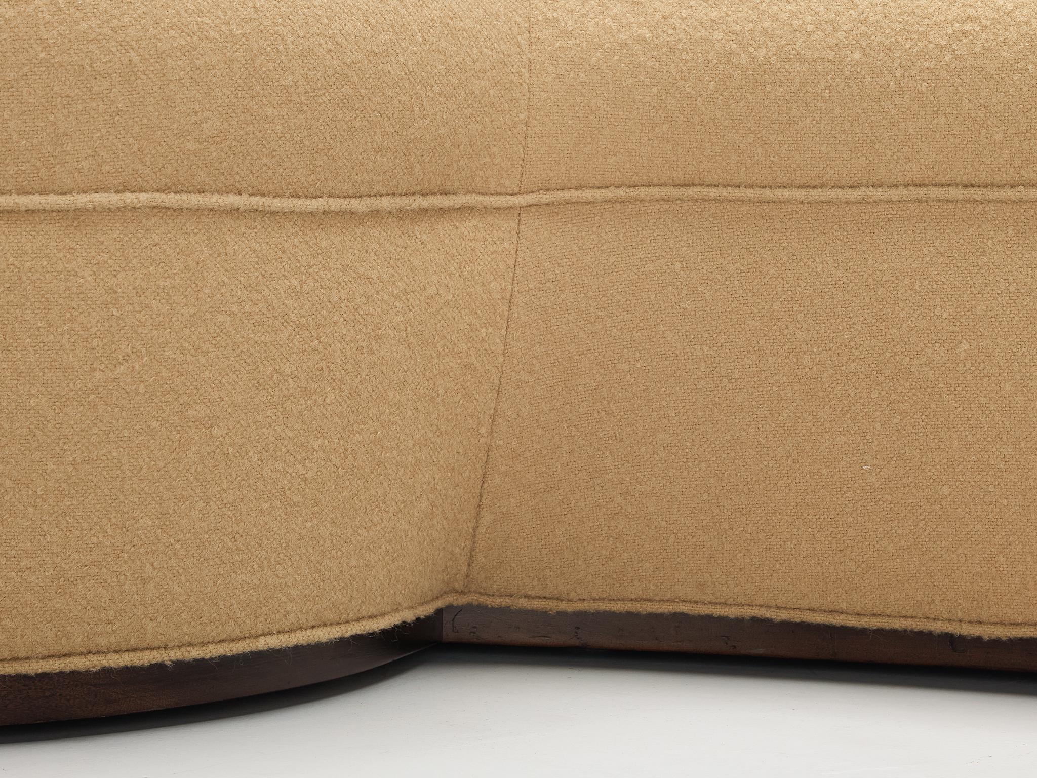 Edward Wormley for Dunbar 'Oasis' Sofa in Camel Wool In Good Condition For Sale In Waalwijk, NL