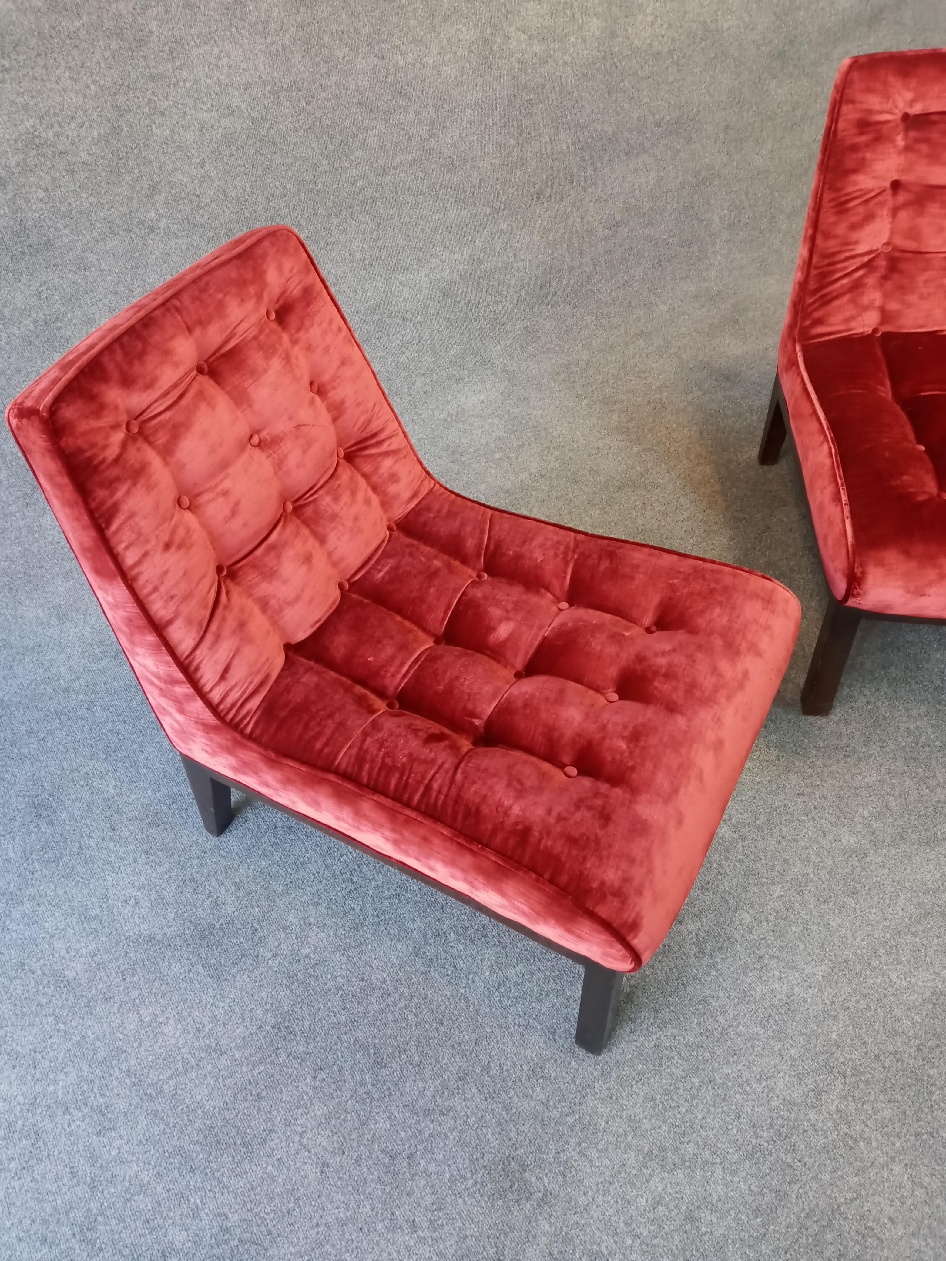 Edward Wormley for Dunbar Pair of Elegant Slipper Lounge Chairs For Sale 5