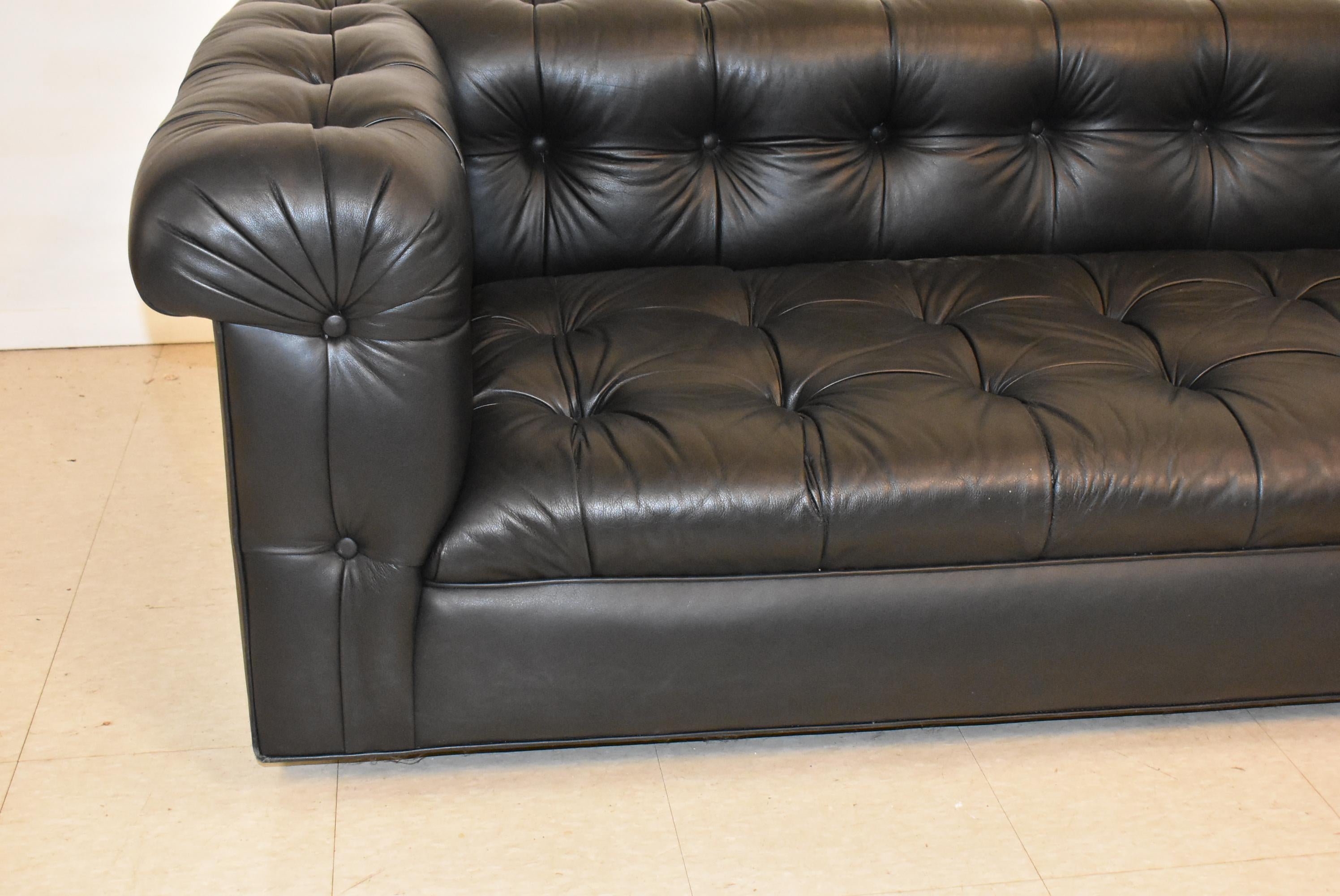 Mid-Century moderno Edward Wormley per Dunbar Divano Party Modello 5407 in pelle nera in vendita
