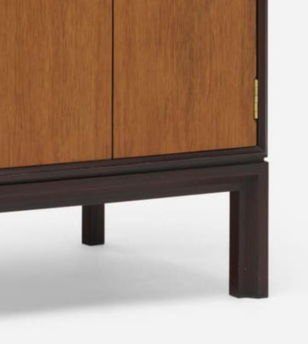 Américain Petit serveur de porte bifold Edward Wormley pour Dunbar. en vente