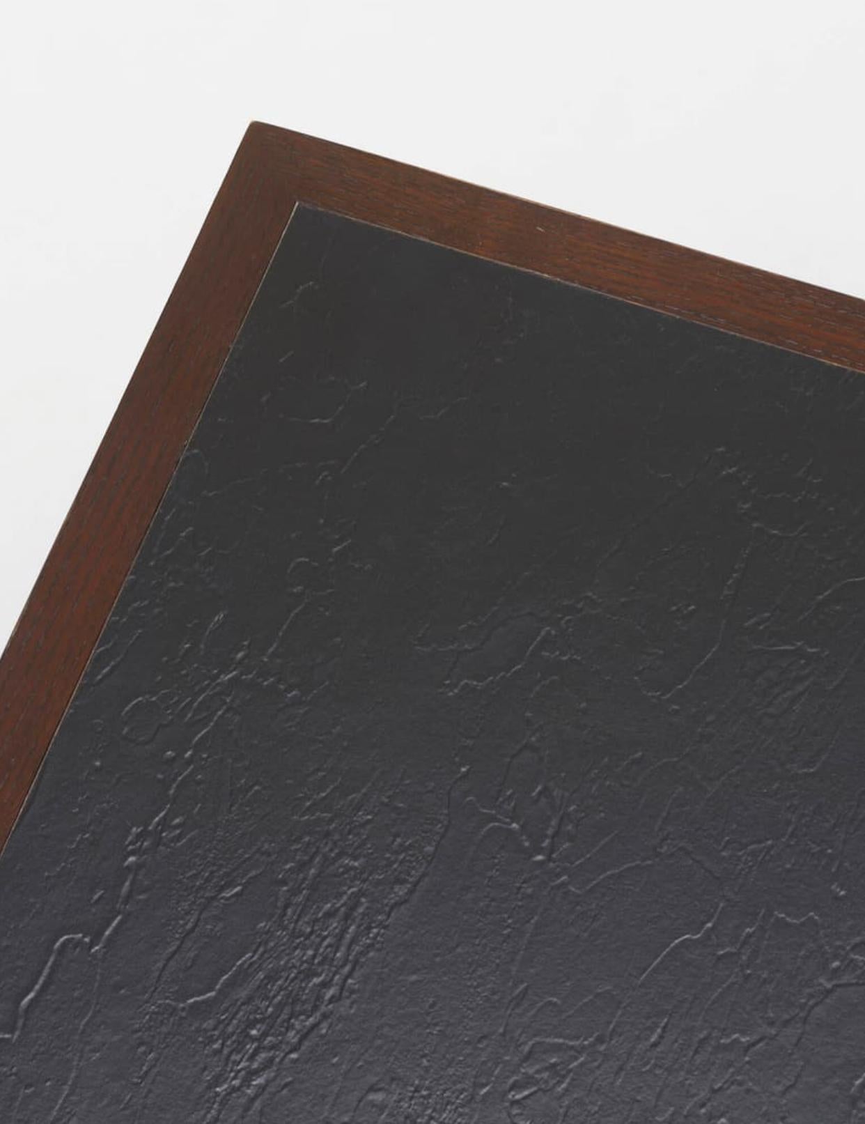 Milieu du XXe siècle Petit serveur de porte bifold Edward Wormley pour Dunbar. en vente