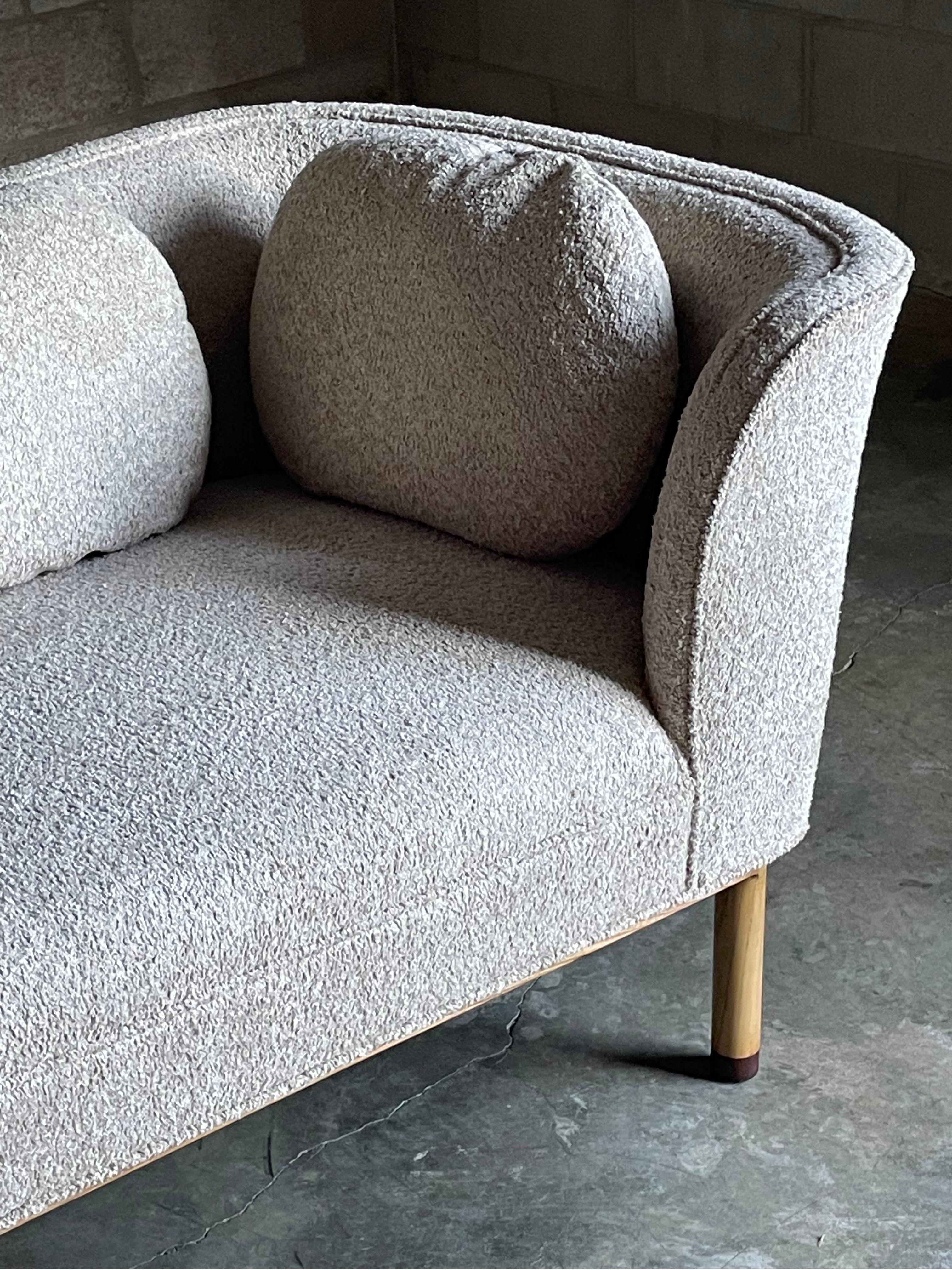 Edward Wormley for Dunbar Rare Chaise Lounge in Bouclé and Ash 4