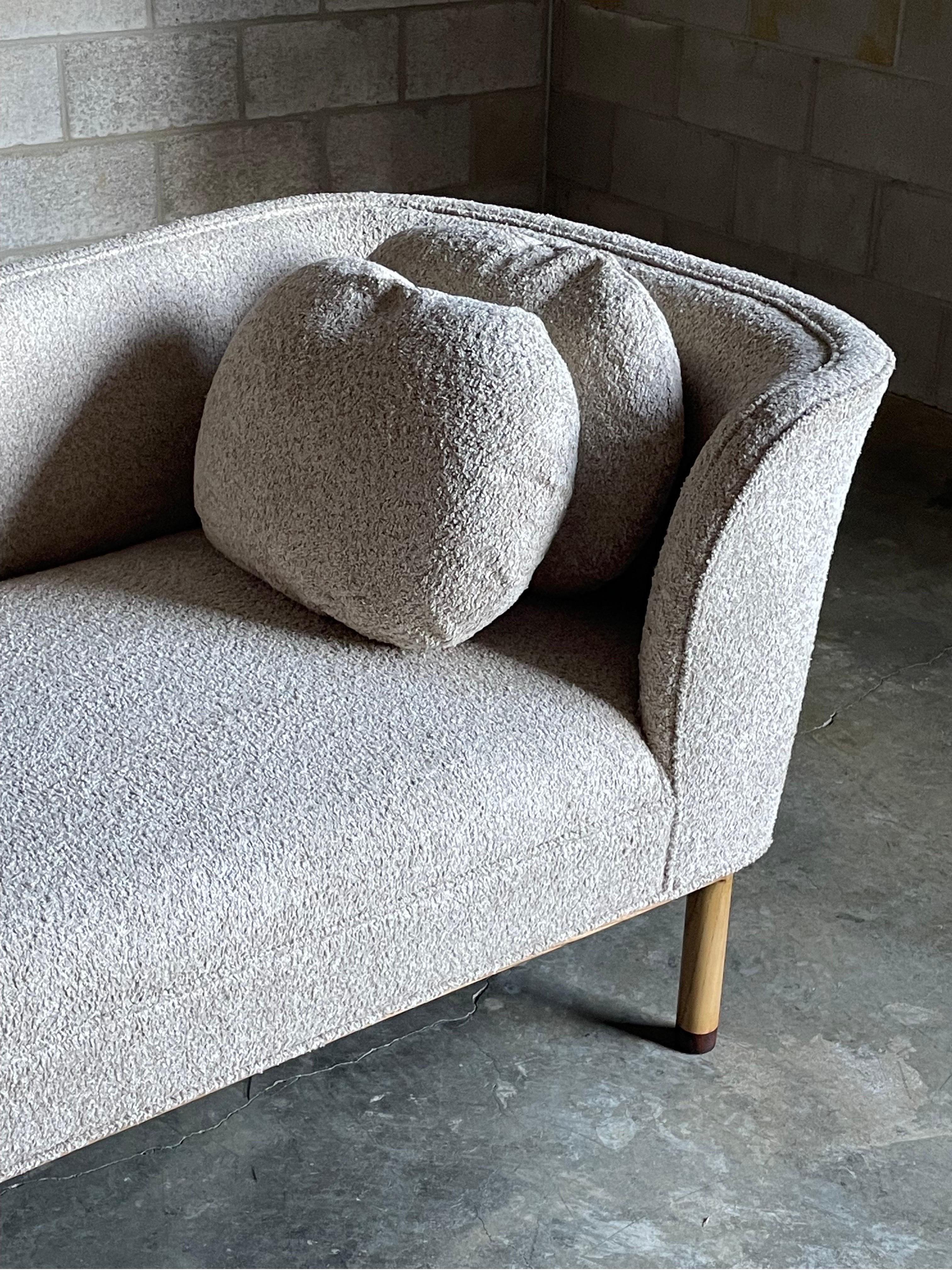 Edward Wormley for Dunbar Rare Chaise Lounge in Bouclé and Ash 6
