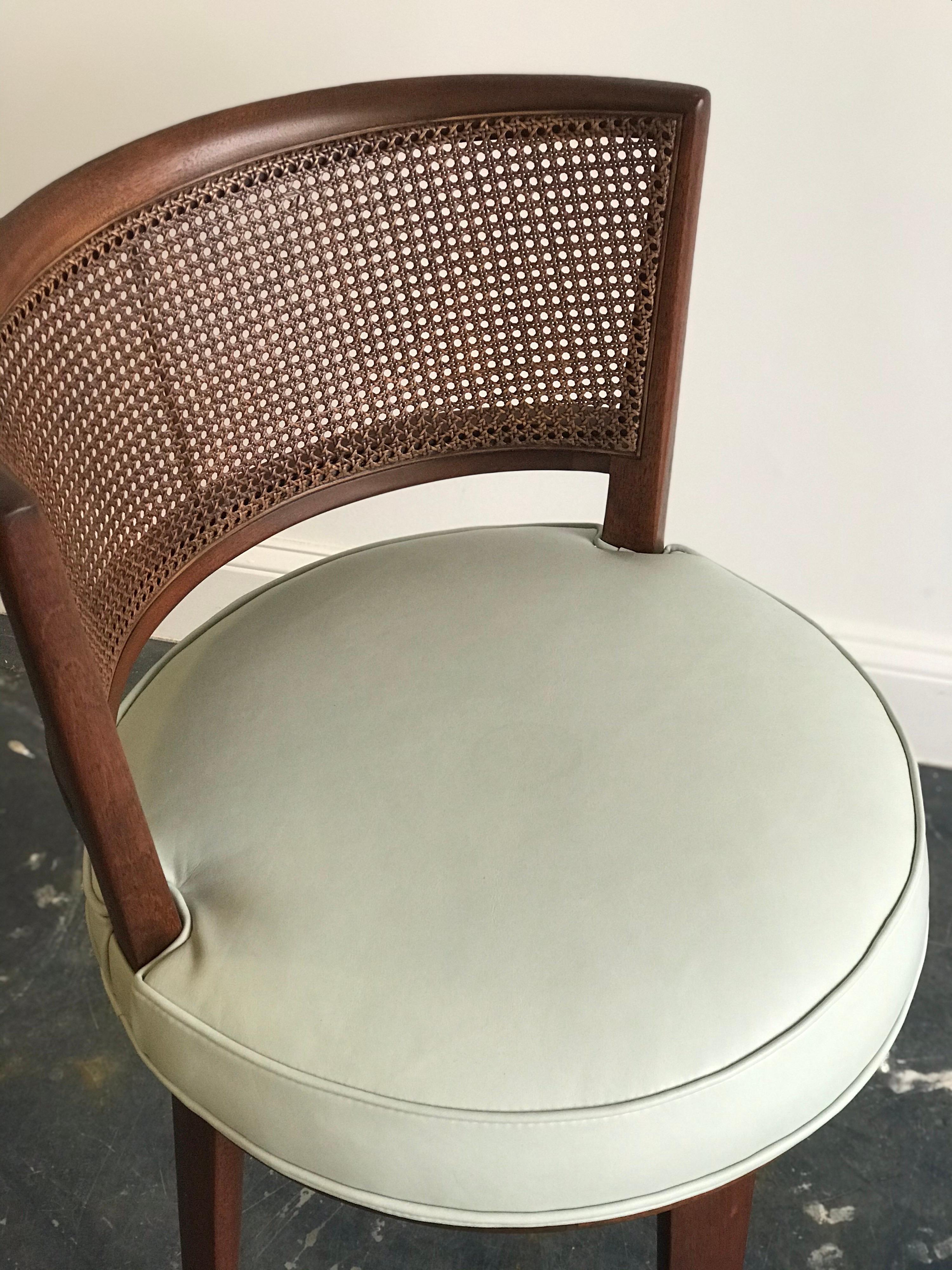 Swivel Chair, Edward Wormley for Dunbar, Mahogany Cane Leather, 1950s 4