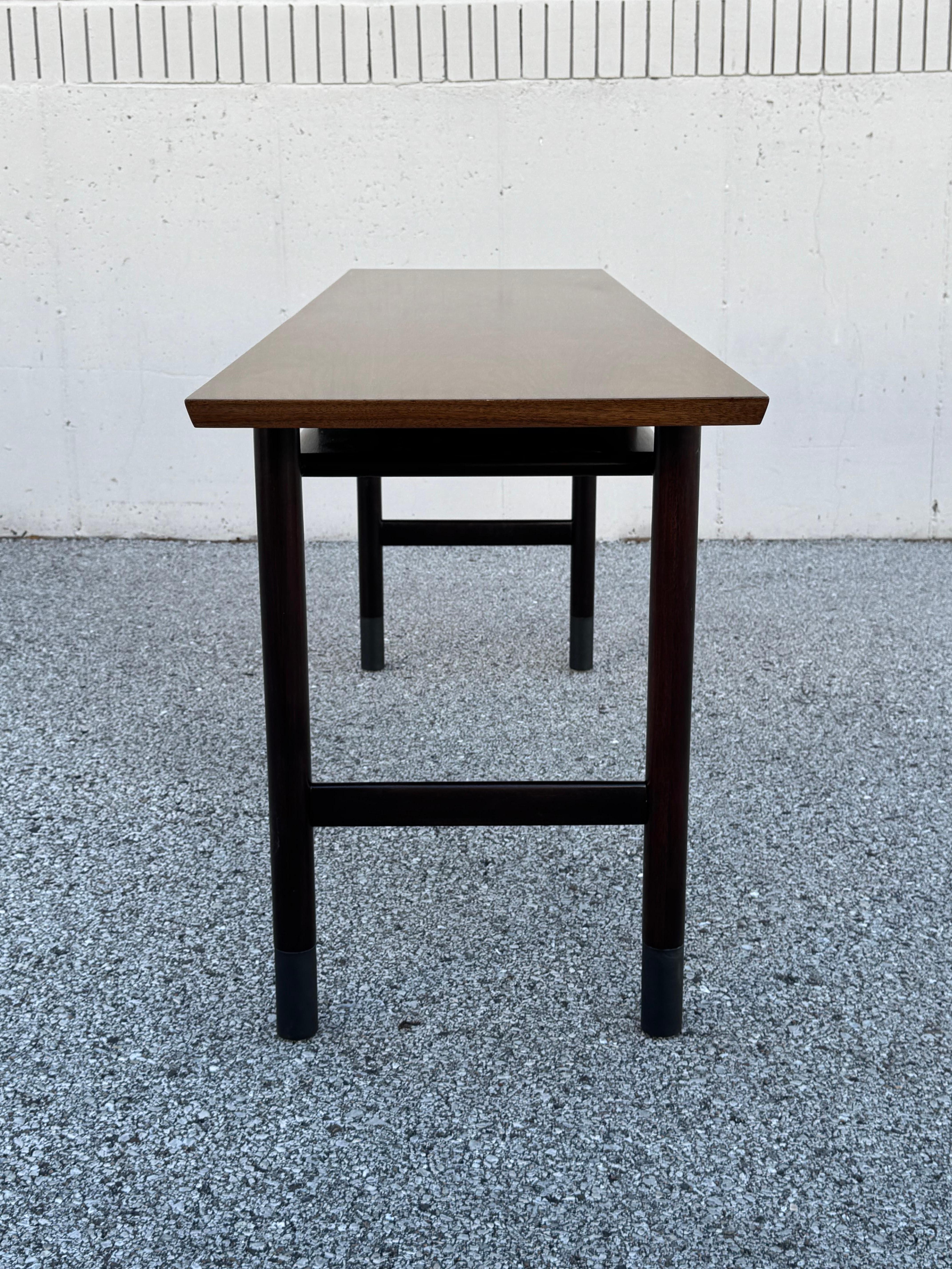 Edward Wormley for Dunbar Refinished Two-Tone Console or Sofa Table with Drawer For Sale 6