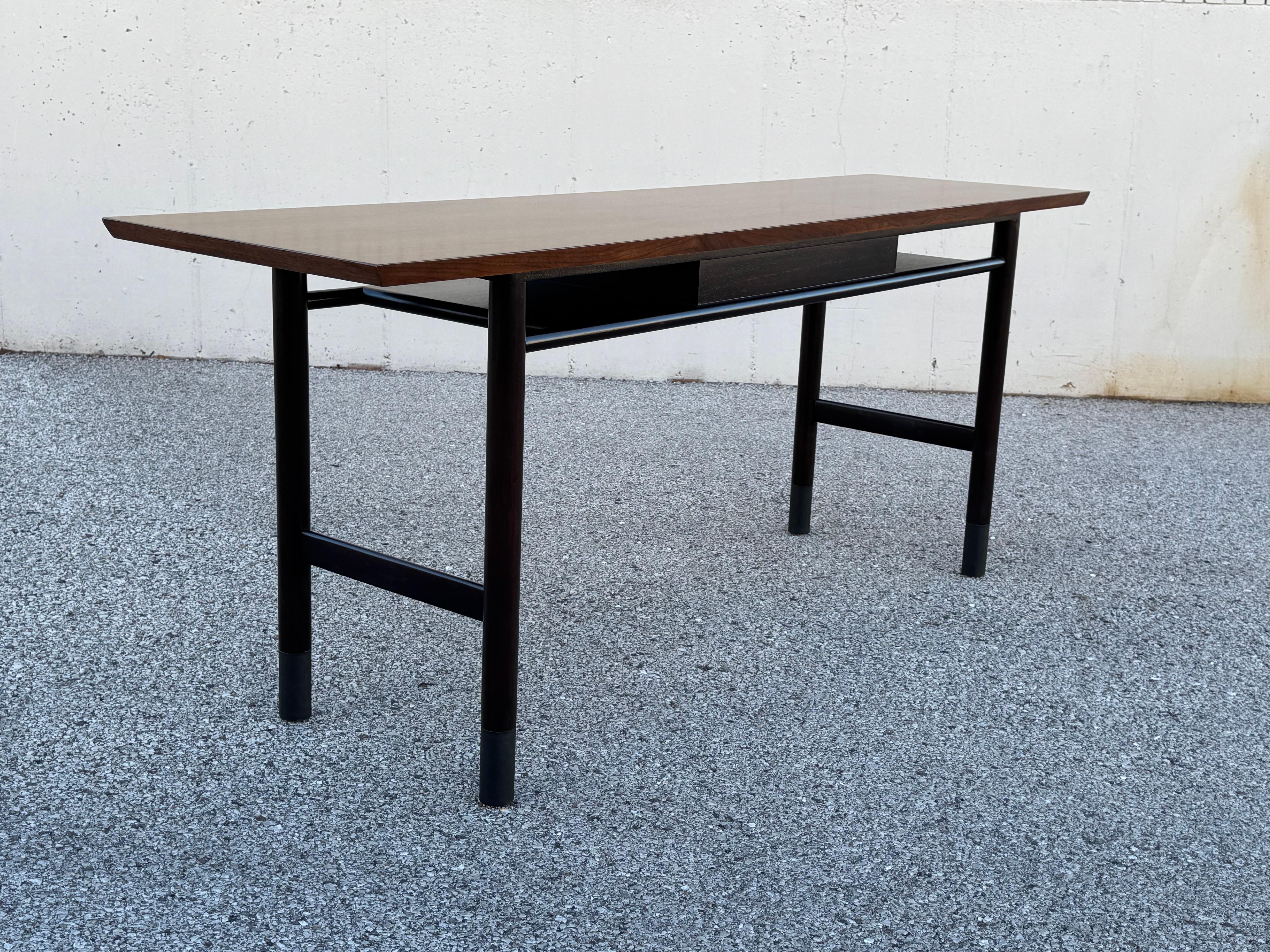 Edward Wormley for Dunbar Refinished Two-Tone Console or Sofa Table with Drawer For Sale 13