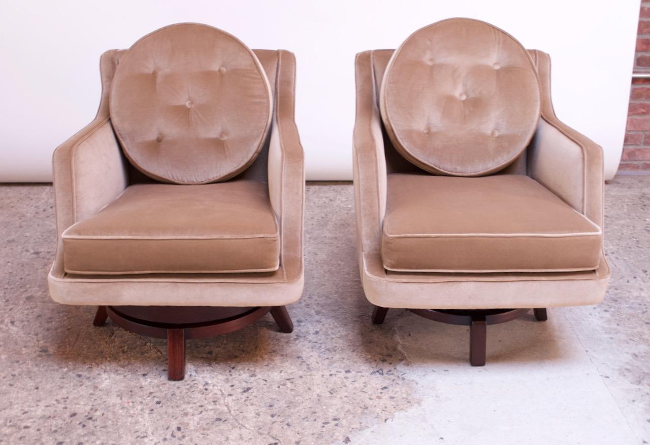 Mid-Century Modern Edward Wormley for Dunbar Revolving Lounge Chairs in Mahogany with Ottoman