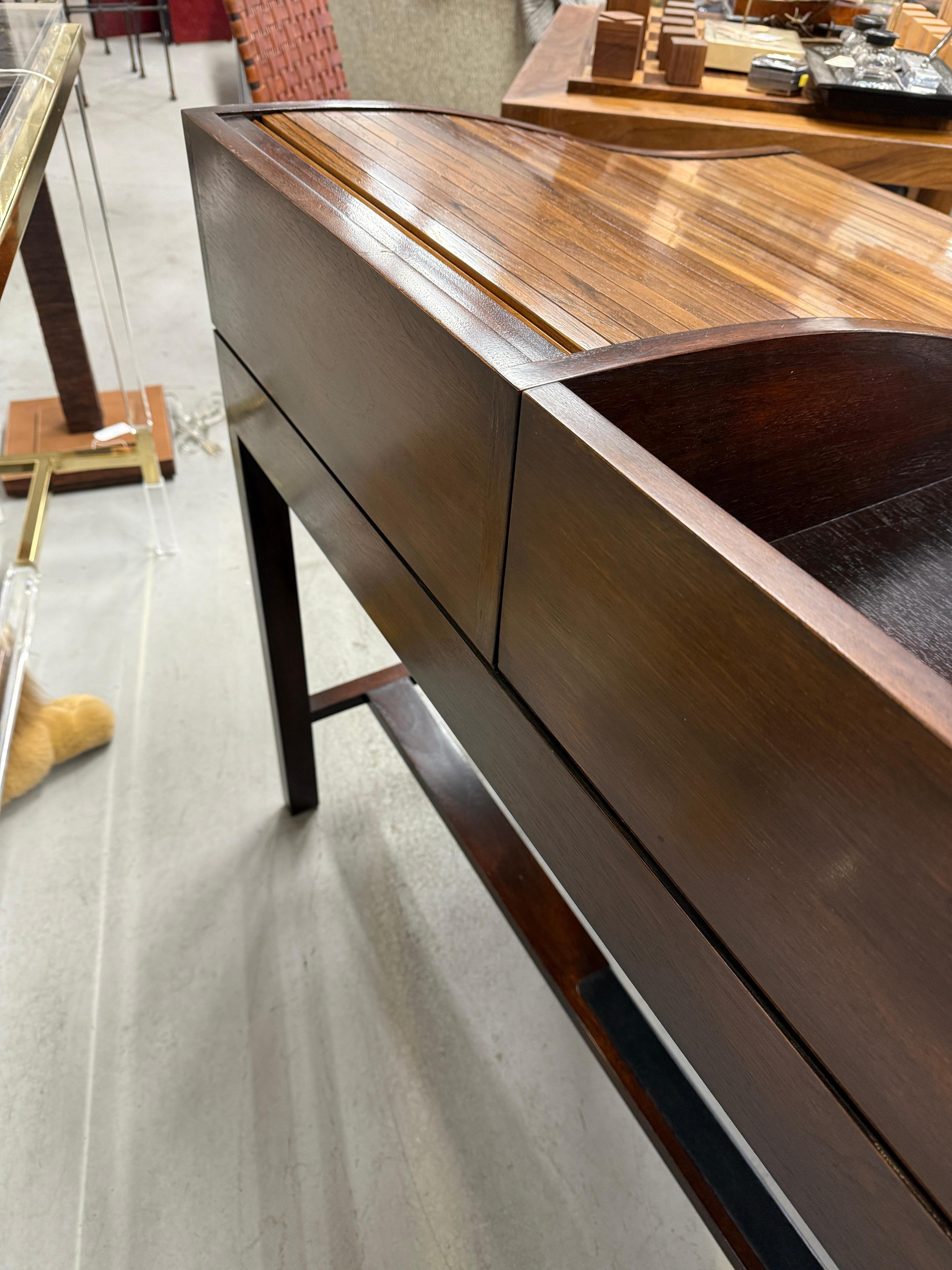 Edward Wormley per Dunbar, Rosewood e  Scrivania Rolltop in mogano in vendita 5