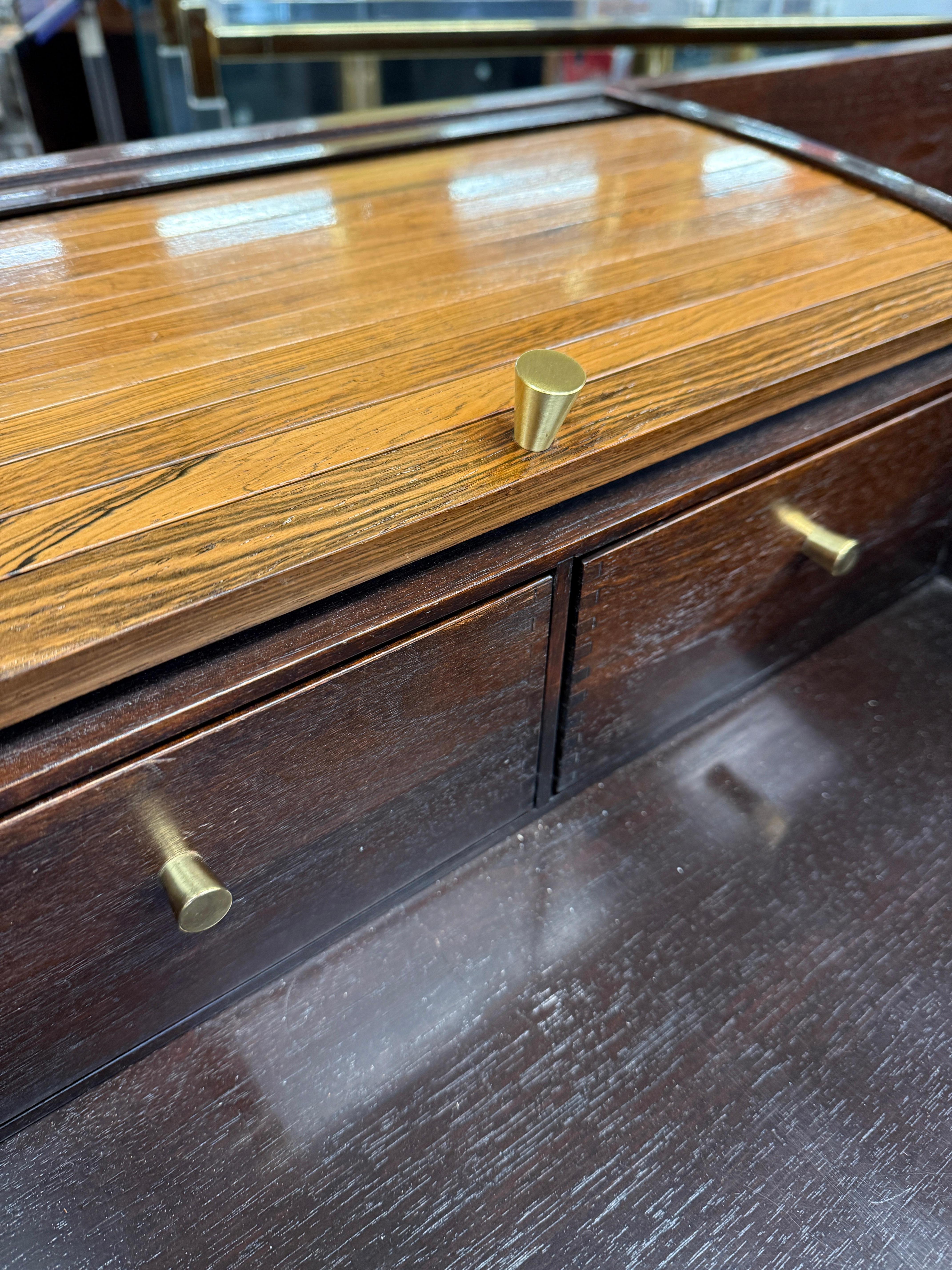 Edward Wormley per Dunbar, Rosewood e  Scrivania Rolltop in mogano in vendita 9