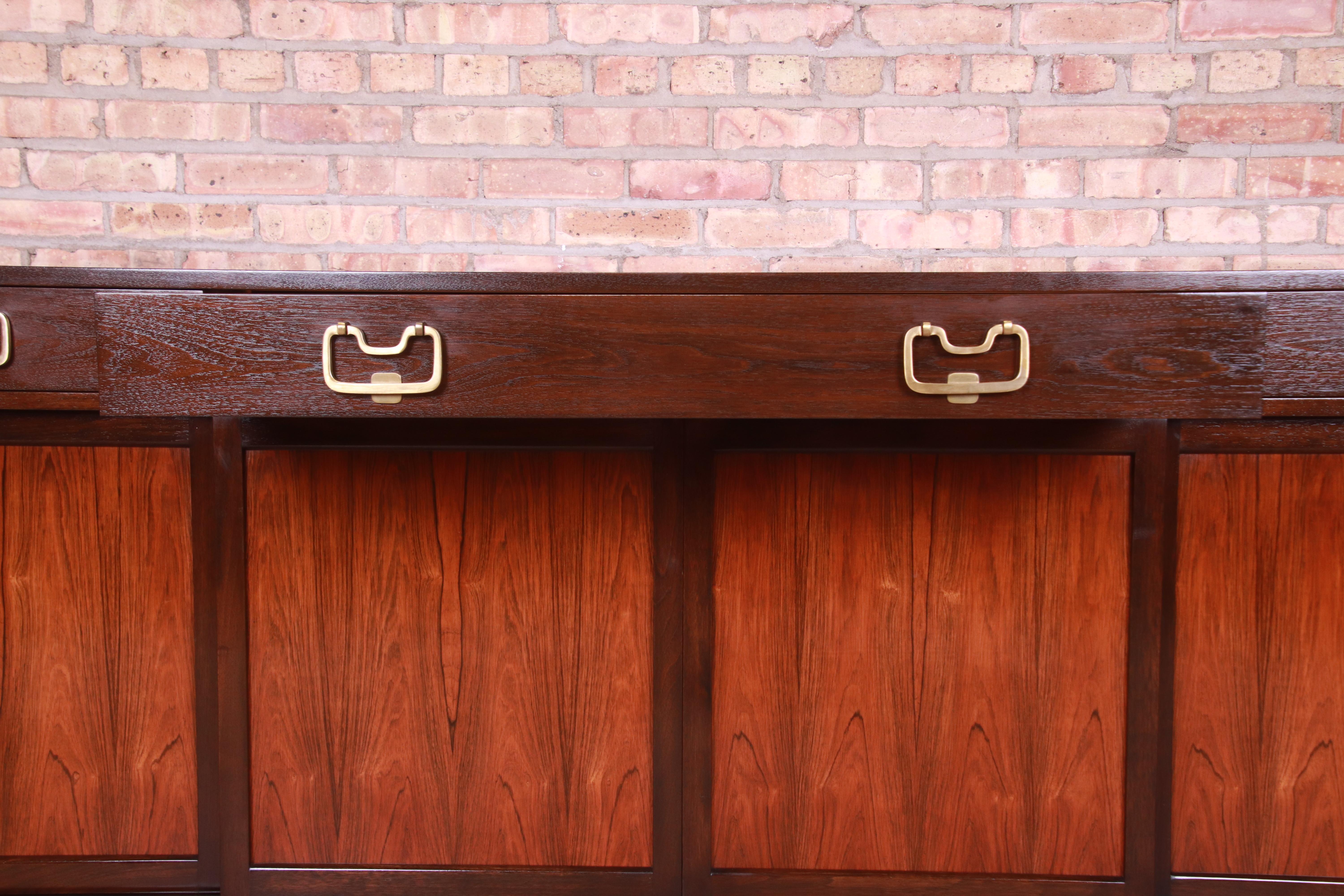 Edward Wormley for Dunbar Rosewood and Walnut Sideboard Credenza, 1950s 8