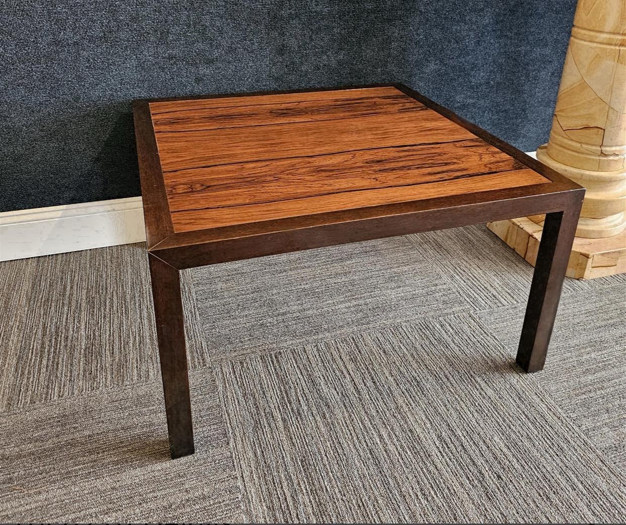 American Edward Wormley for Dunbar Rosewood and walnut Square Coffee Table For Sale