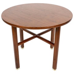 Table d'appoint ronde en noyer Edward Wormley pour Dunbar