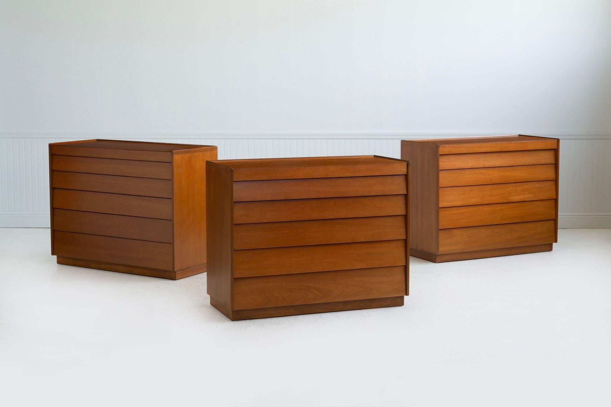 Edward Wormley for Dunbar Set of 3 Louver Drawer Dressers In Good Condition For Sale In Chicago, IL