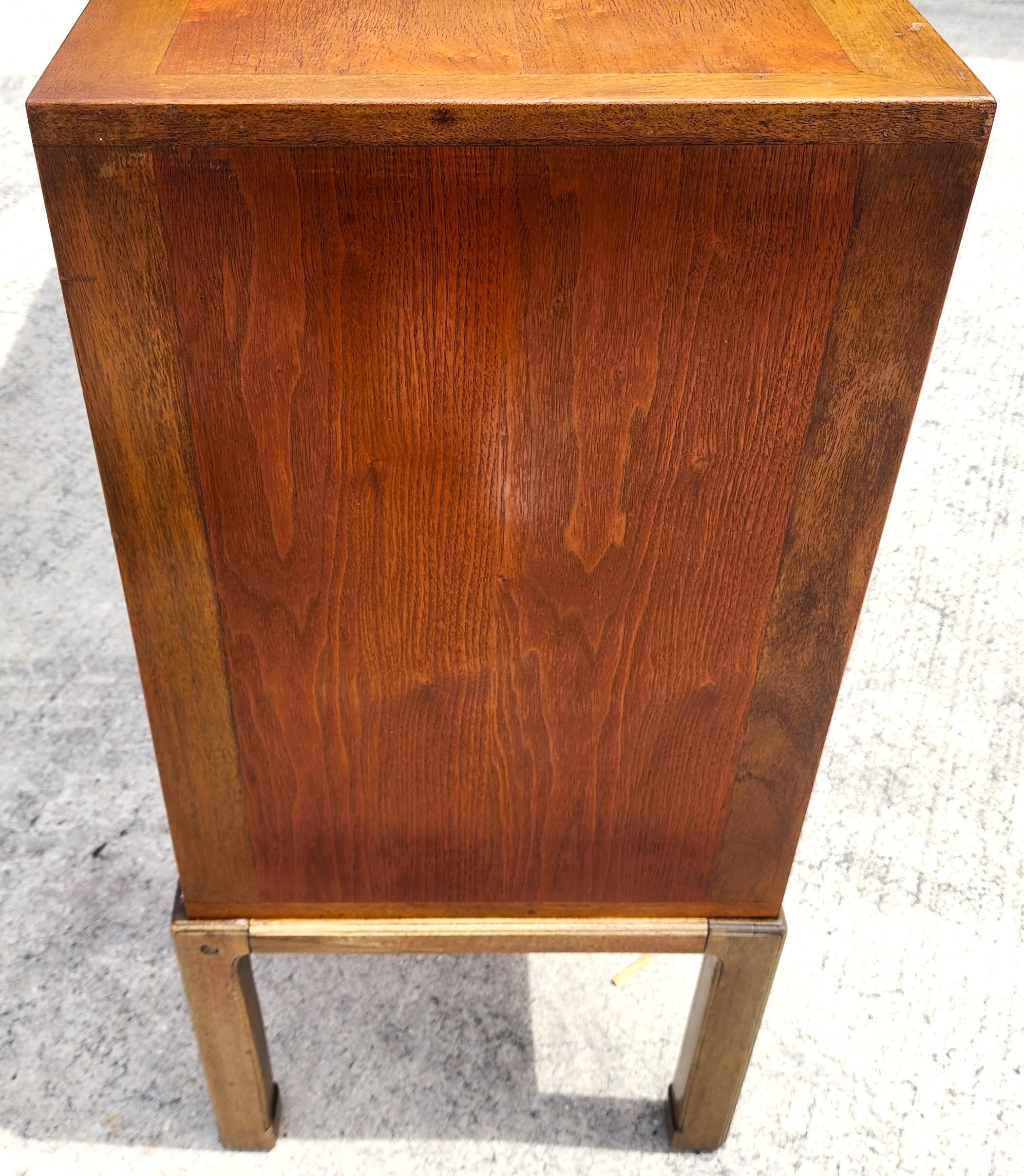Edward Wormley for Dunbar Sideboard Bar 1950s en vente 13
