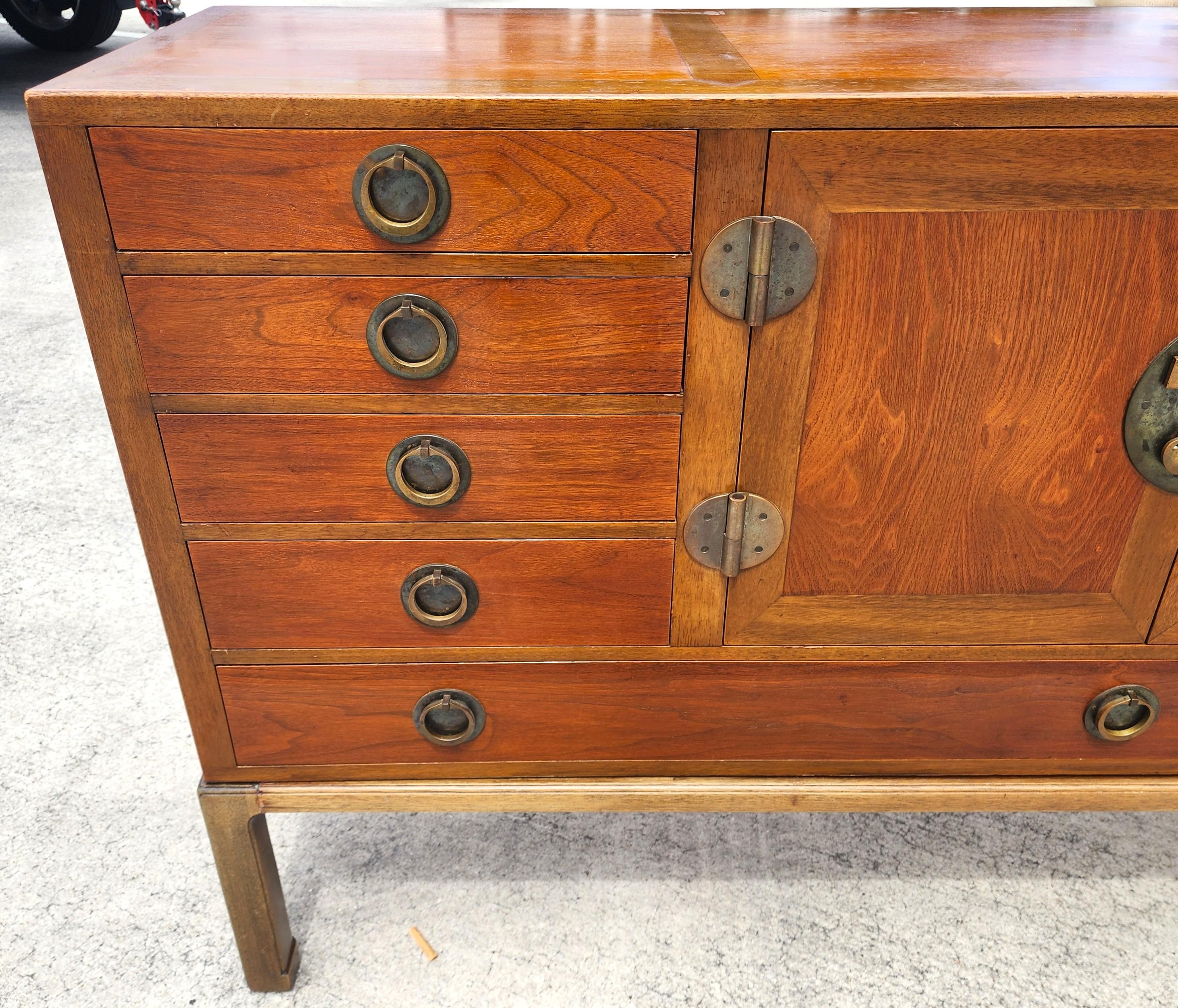 Laiton Edward Wormley for Dunbar Sideboard Bar 1950s en vente