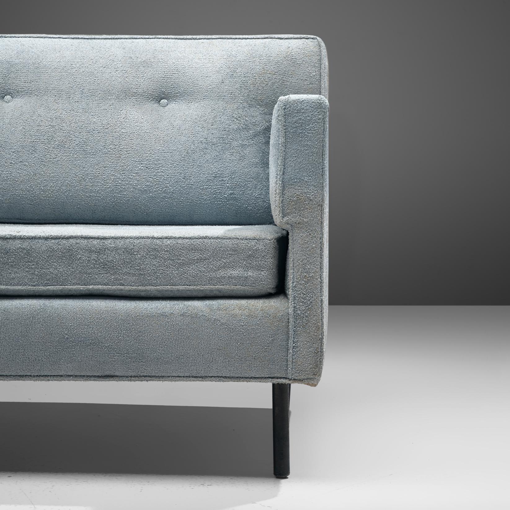 Canapé Edward Wormley pour Dunbar en tissu bleu clair Bon état - En vente à Waalwijk, NL