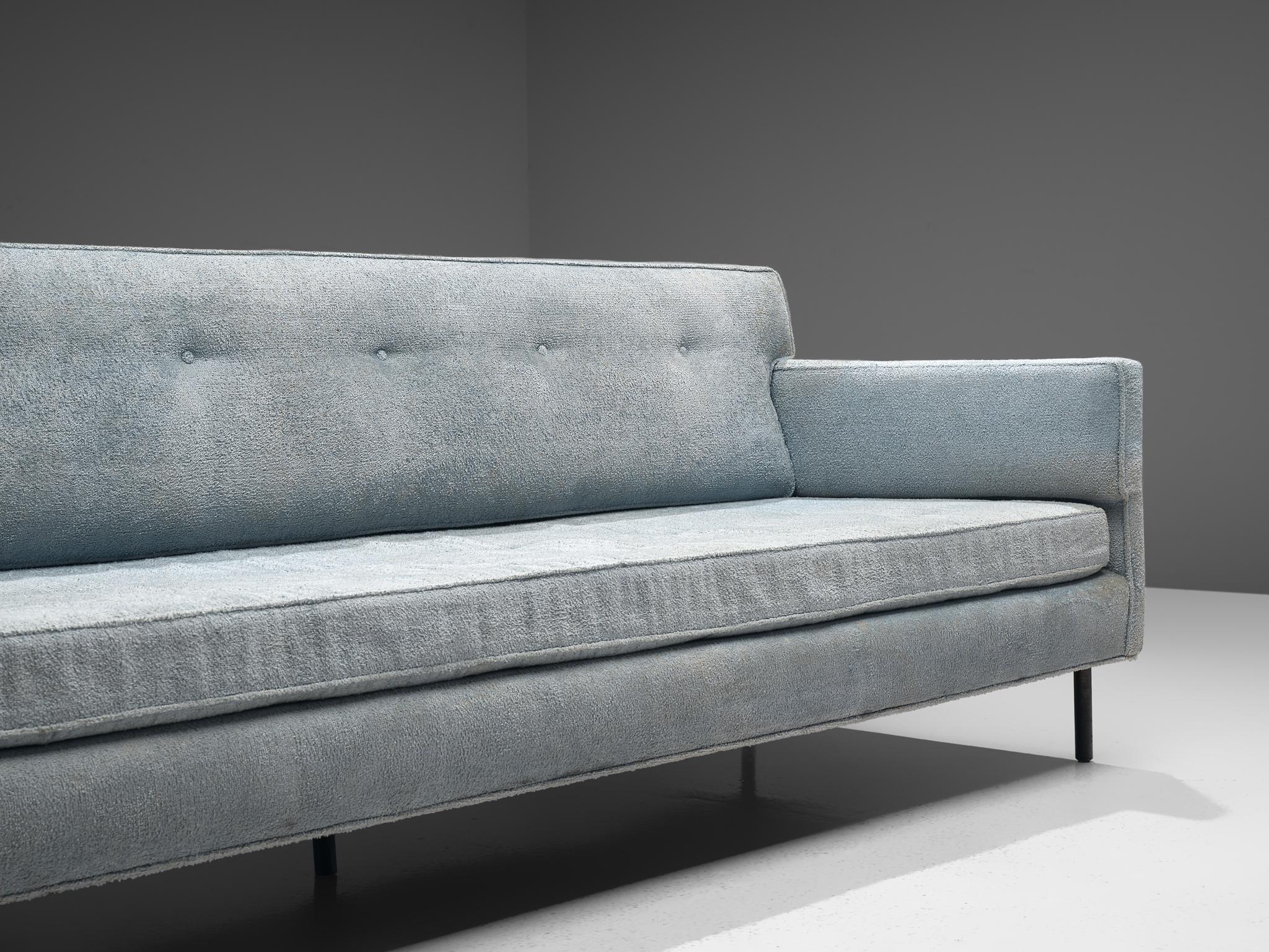 Milieu du XXe siècle Canapé Edward Wormley pour Dunbar en tissu bleu clair en vente