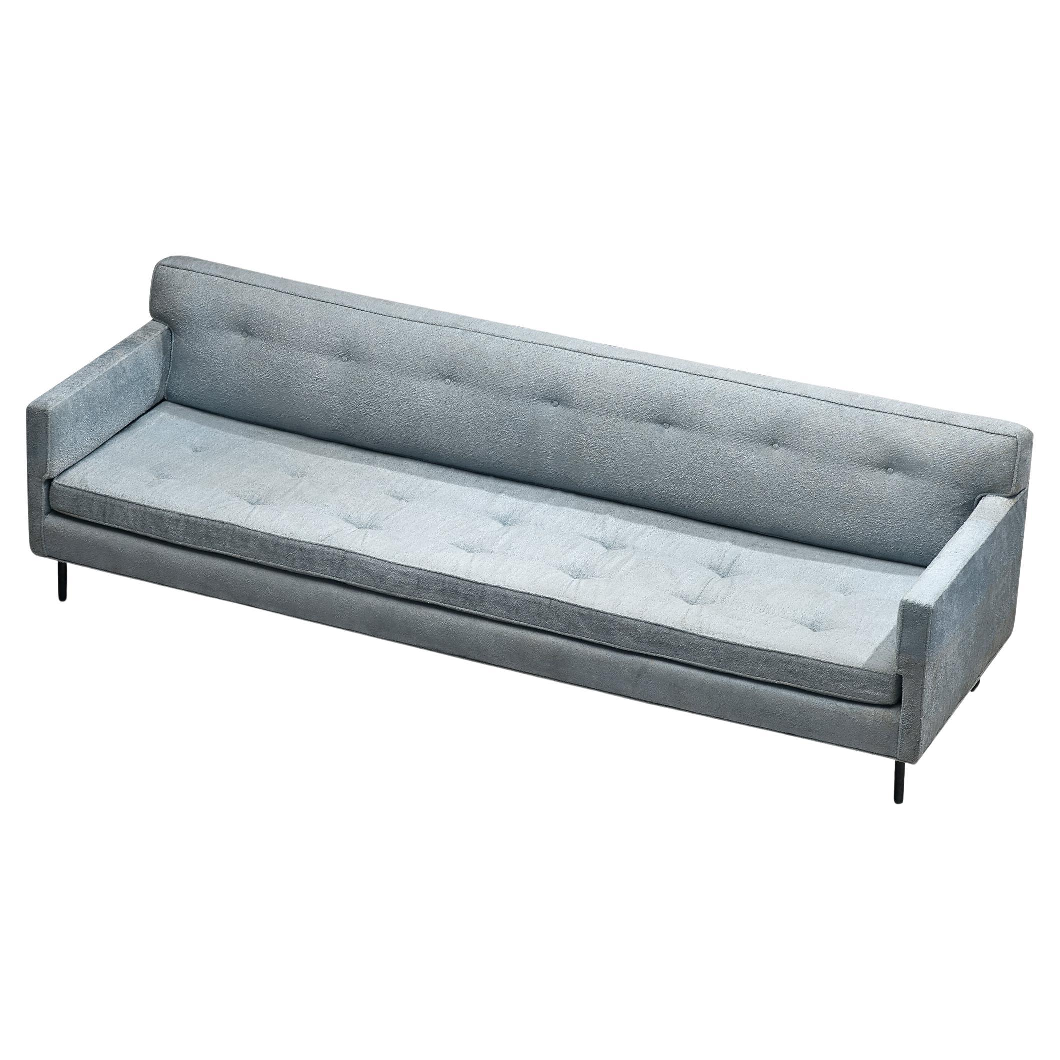 Canapé Edward Wormley pour Dunbar en tissu bleu clair