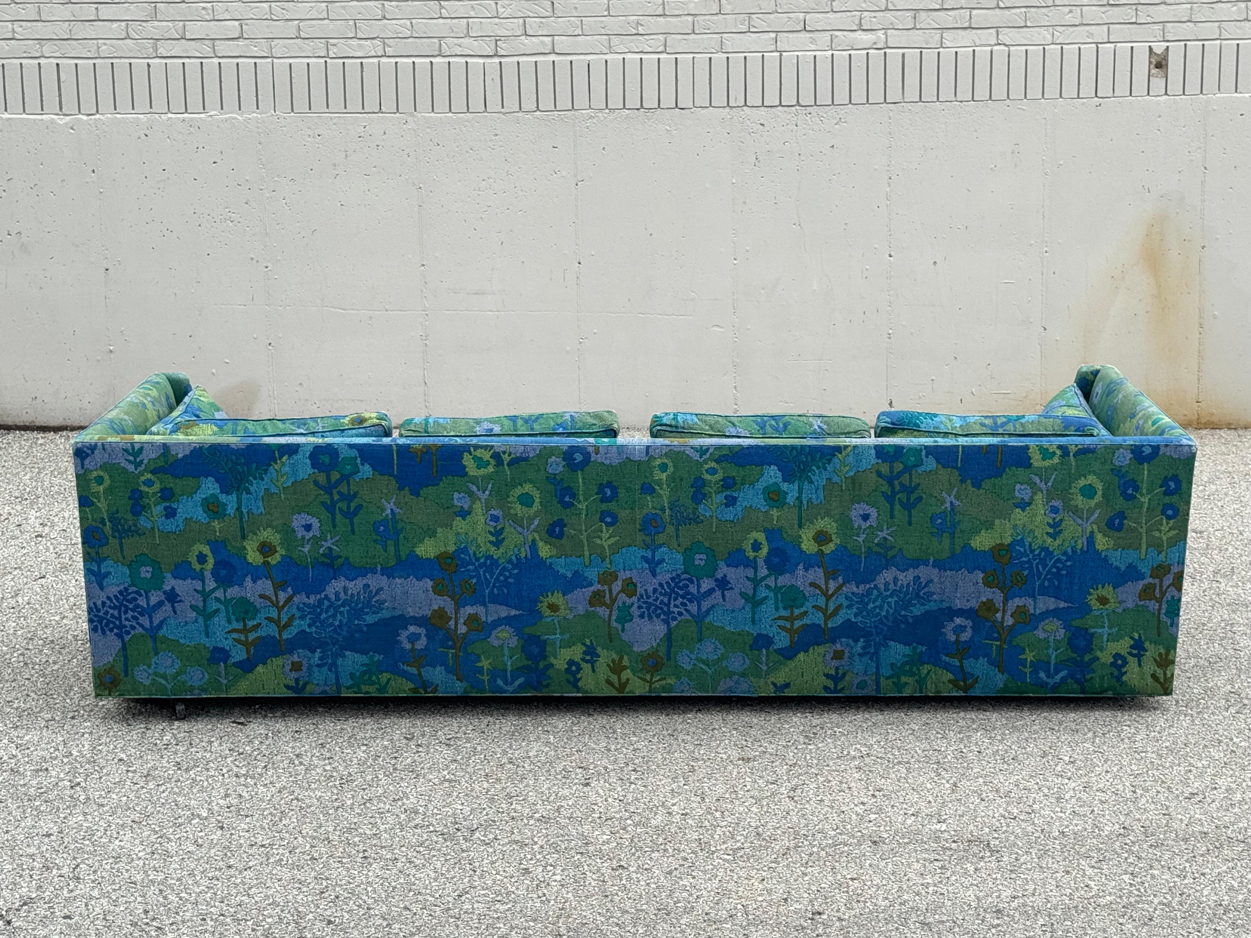 Edward Wormley for Dunbar Sofa M#261 with Original Jack Lenor Larsen Upholstery For Sale 11