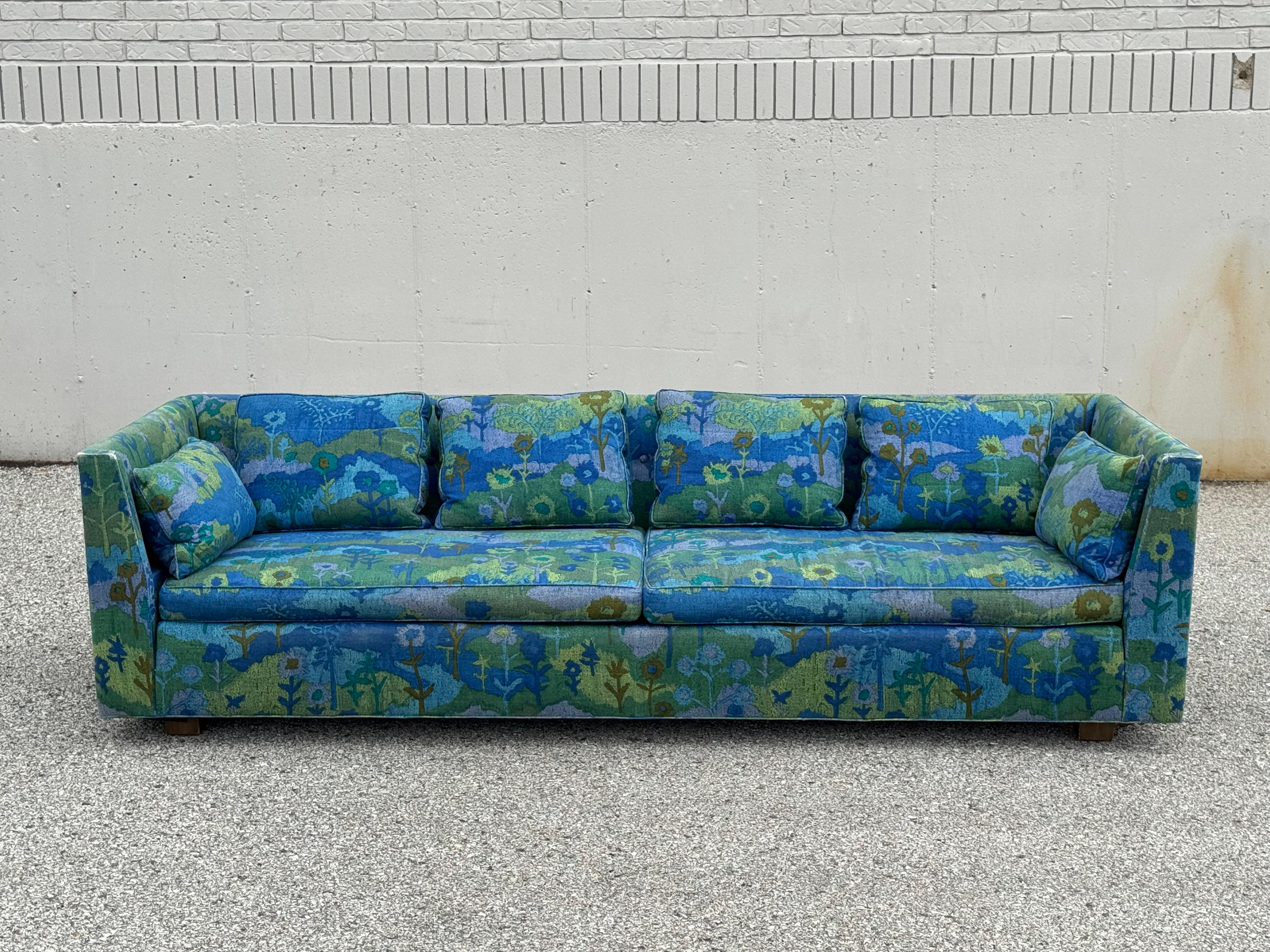 Mid-Century Modern Edward Wormley for Dunbar Sofa M#261 with Original Jack Lenor Larsen Upholstery For Sale