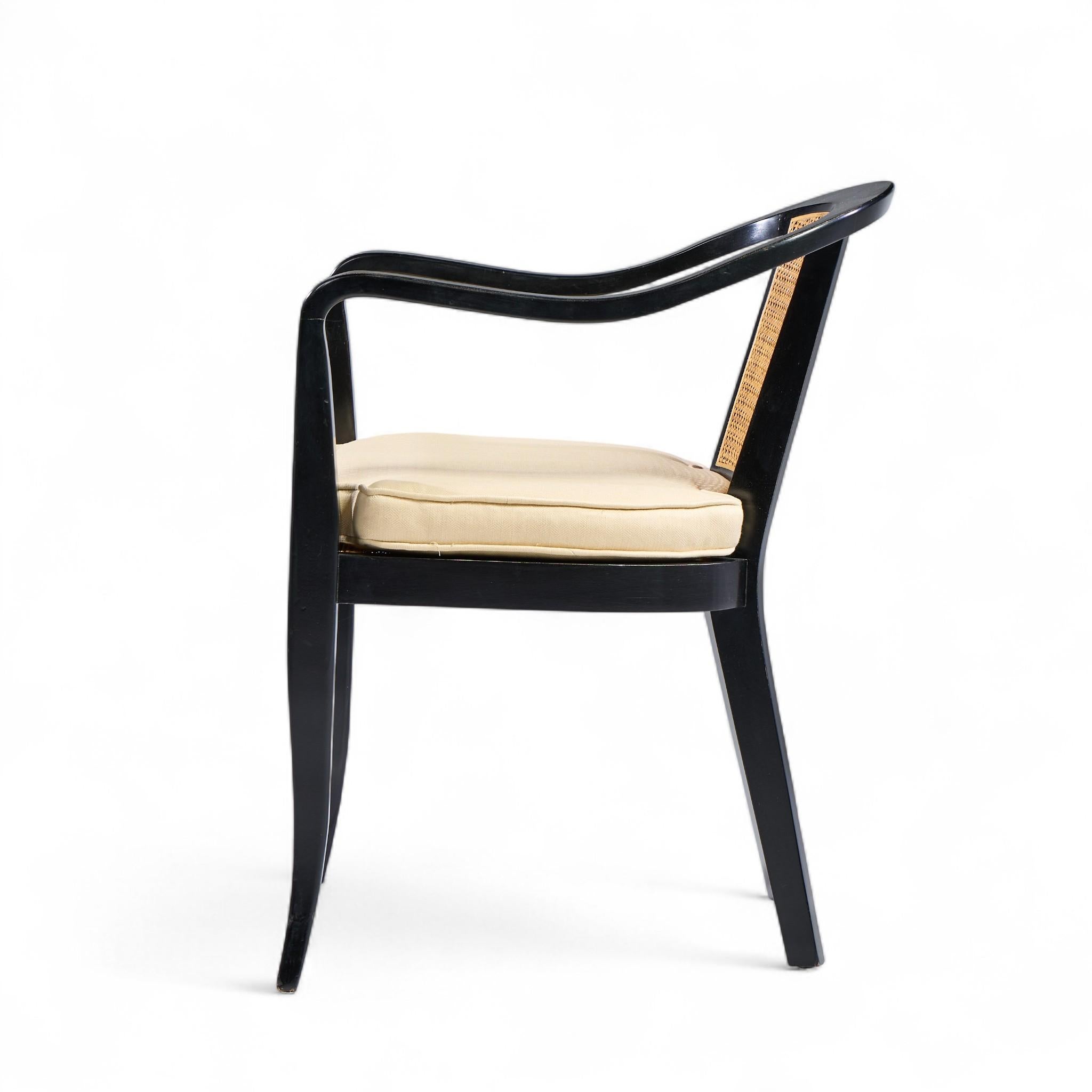 Edward Wormley for Dunbar Style Mid Century Cane and Black Lacquer Lounge Chair (Chaise longue en rotin et laque noire) Bon état - En vente à Franklin Park, IL