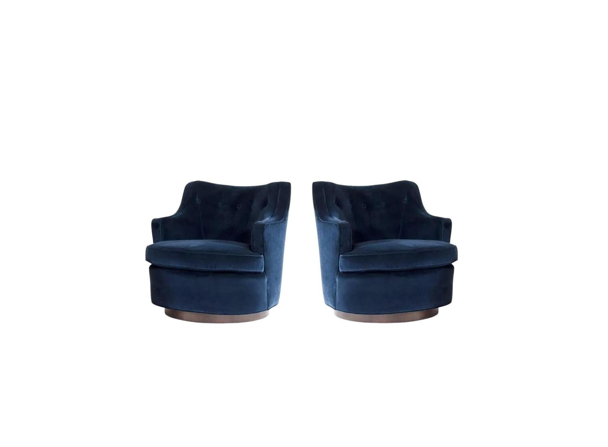 Edward Wormley pour Dunbar Chaises pivotantes en bleu, paire en vente 3