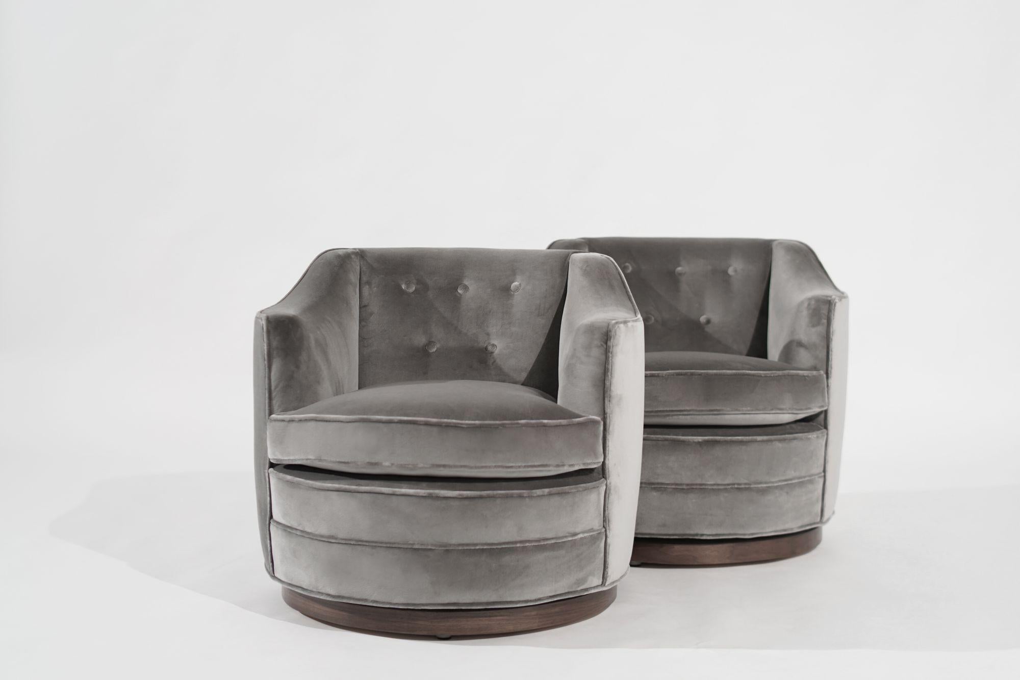 20th Century Edward Wormley for Dunbar Swivel Chairs in Grey Alpaca Velvet, C. 1950s For Sale