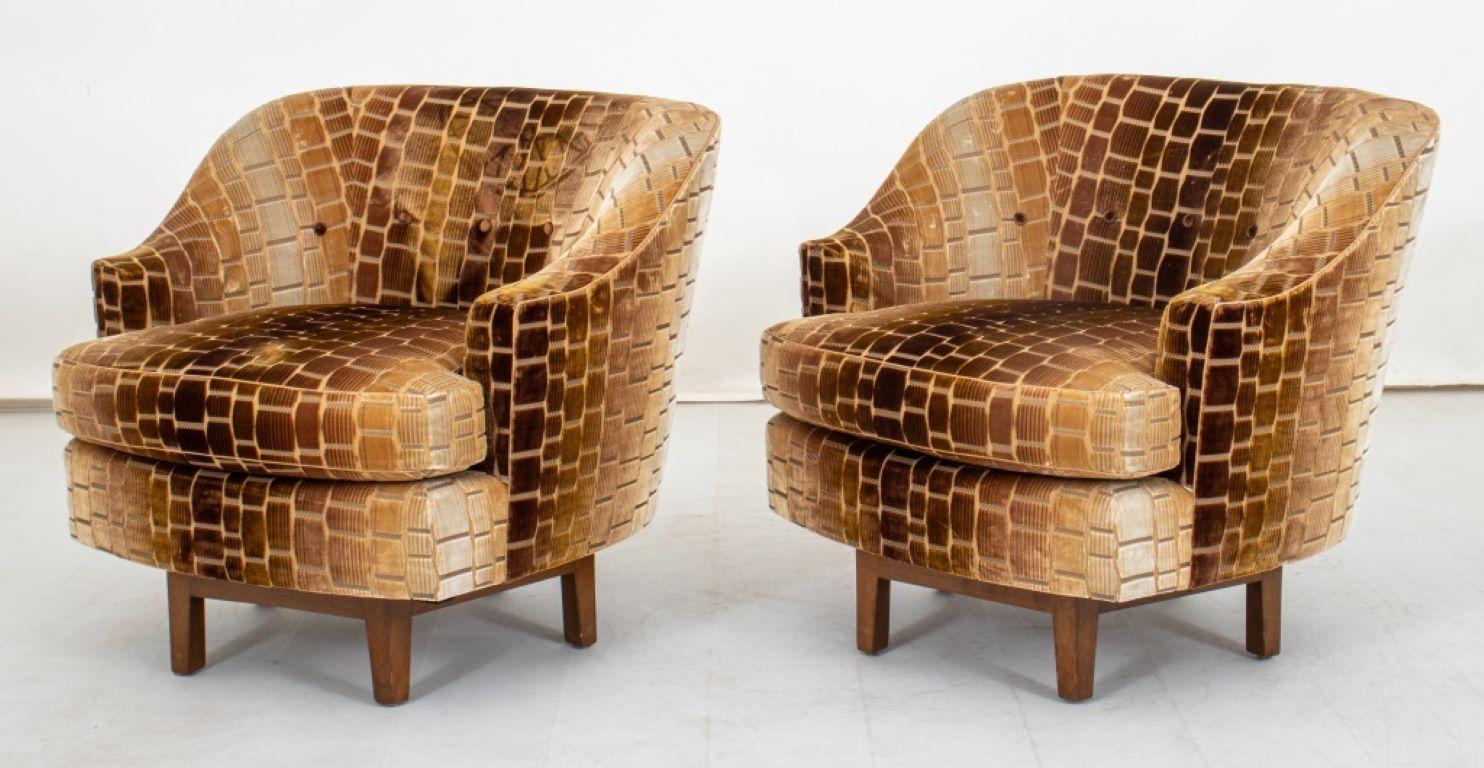 Edward Wormley for Dunbar Swivel Lounge Chairs, Pr In Good Condition For Sale In New York, NY